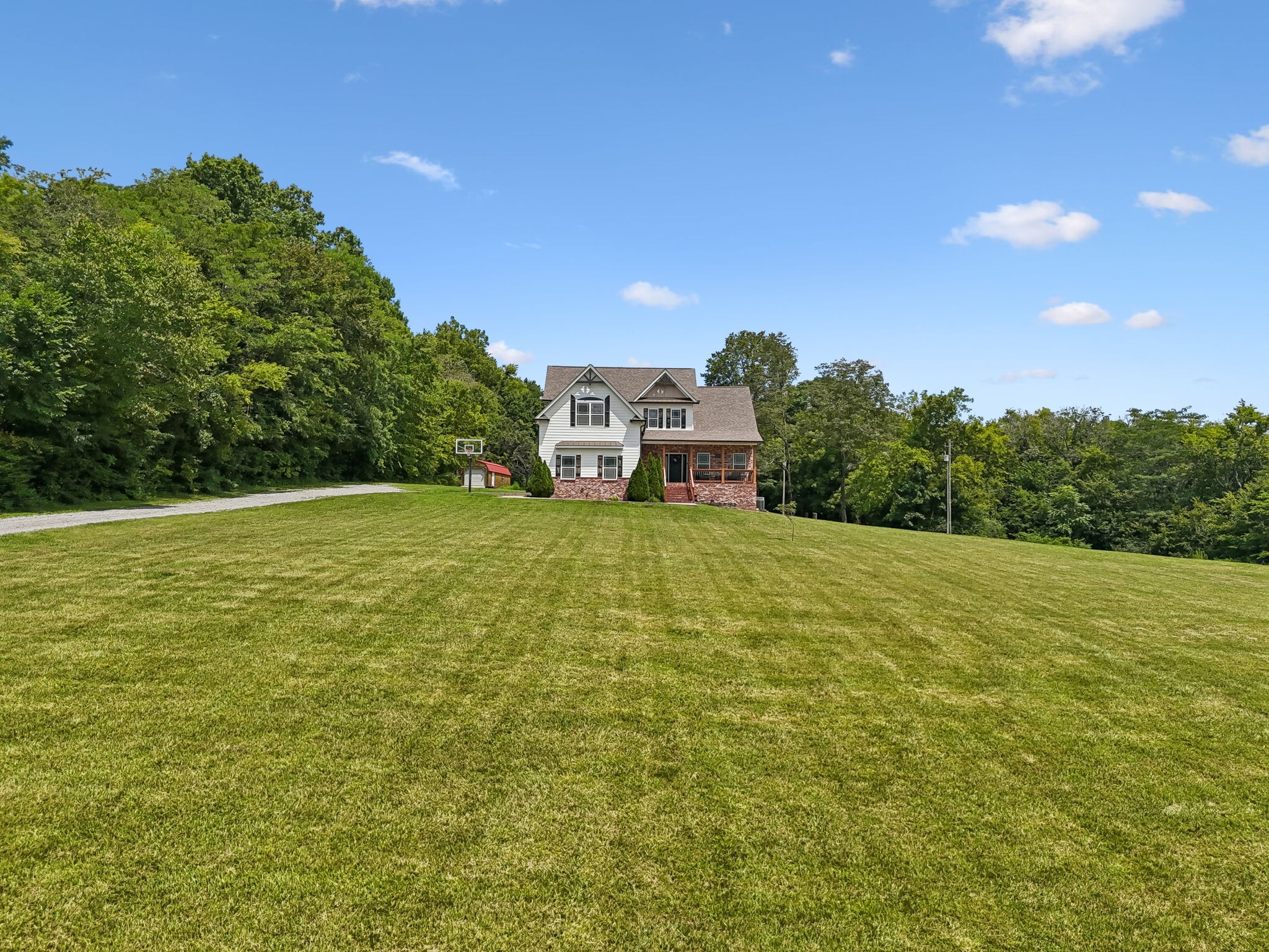 1755 Chicken Road, Lebanon, TN 37090