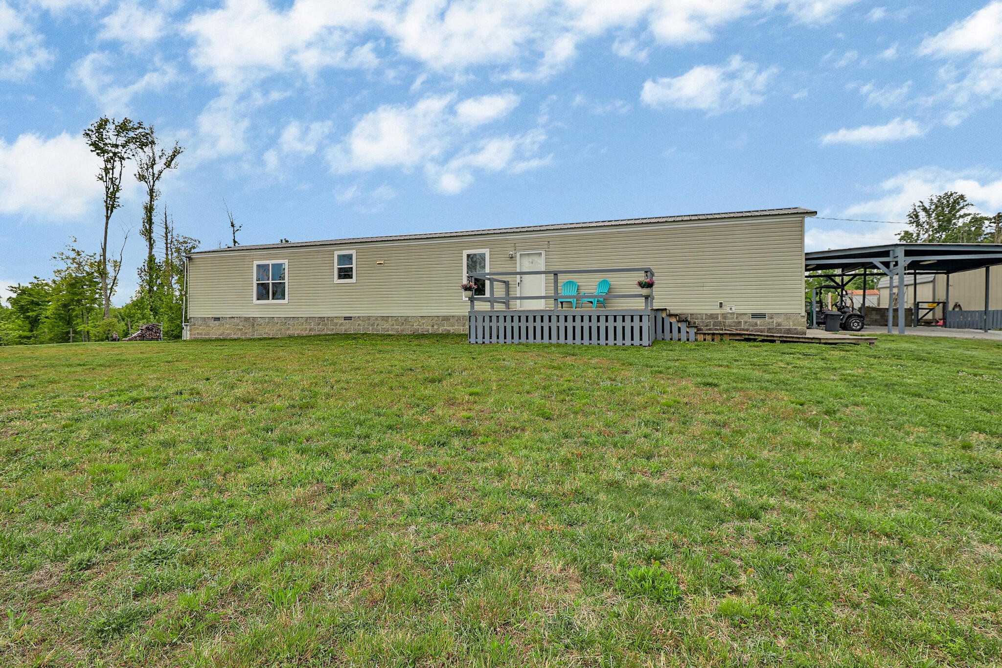2930 Doc Loy Road — photo