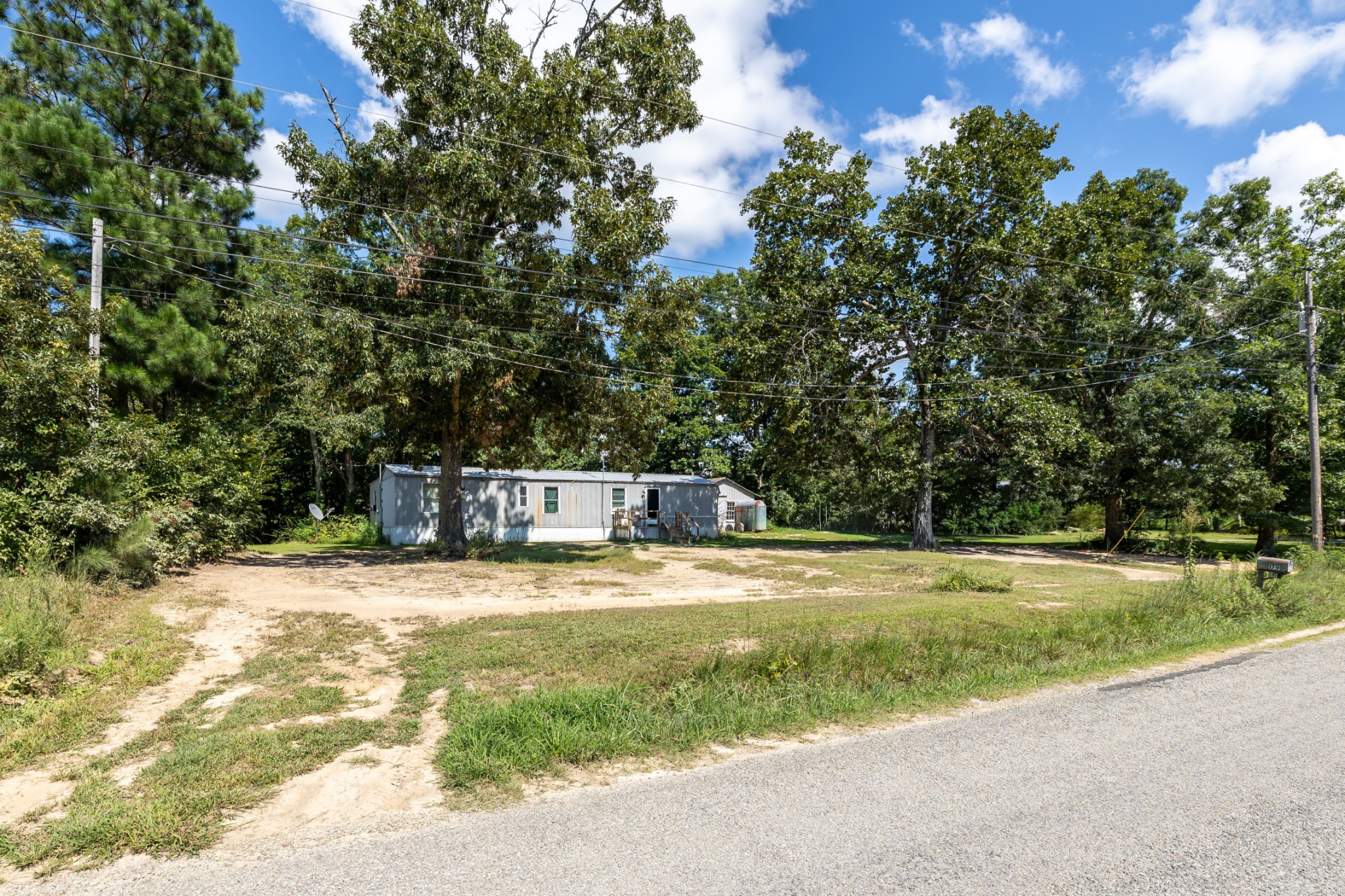 179 Reeves Road, Hohenwald, TN 38462