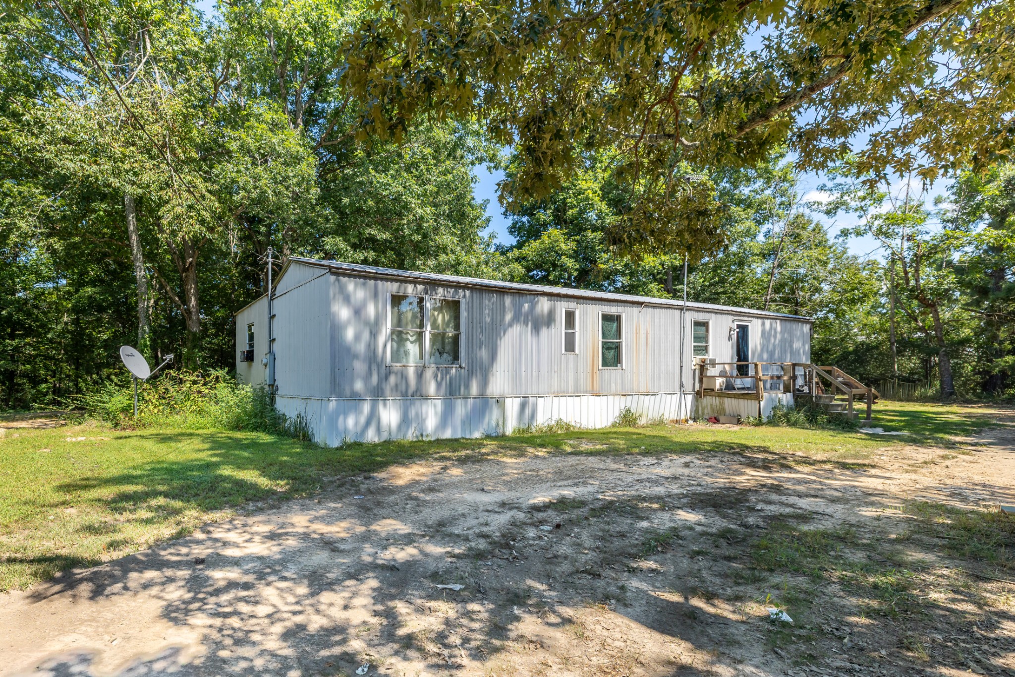 179 Reeves Road, Hohenwald, TN 38462 — photo 2