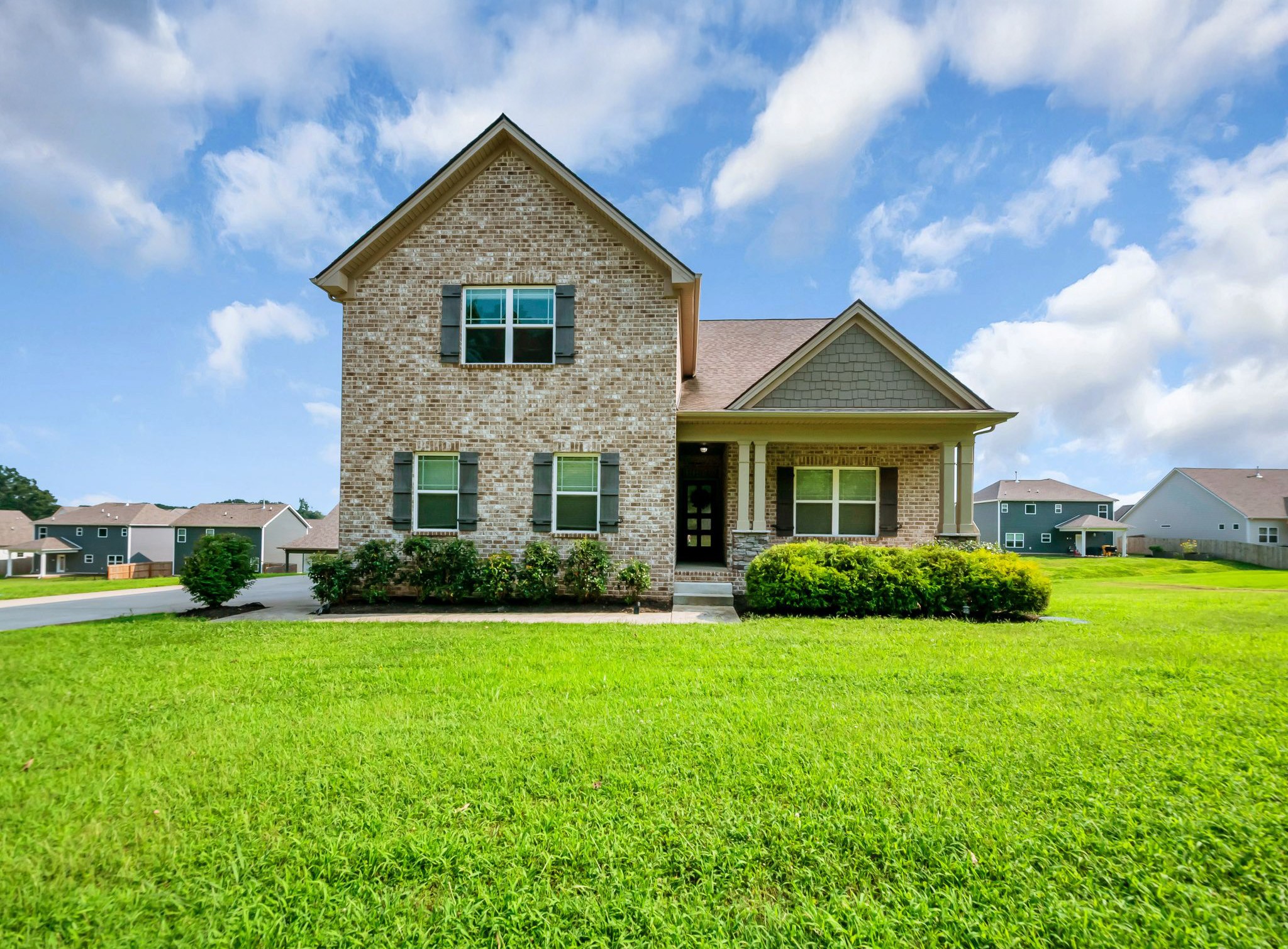7432 Cumberland Dr — photo