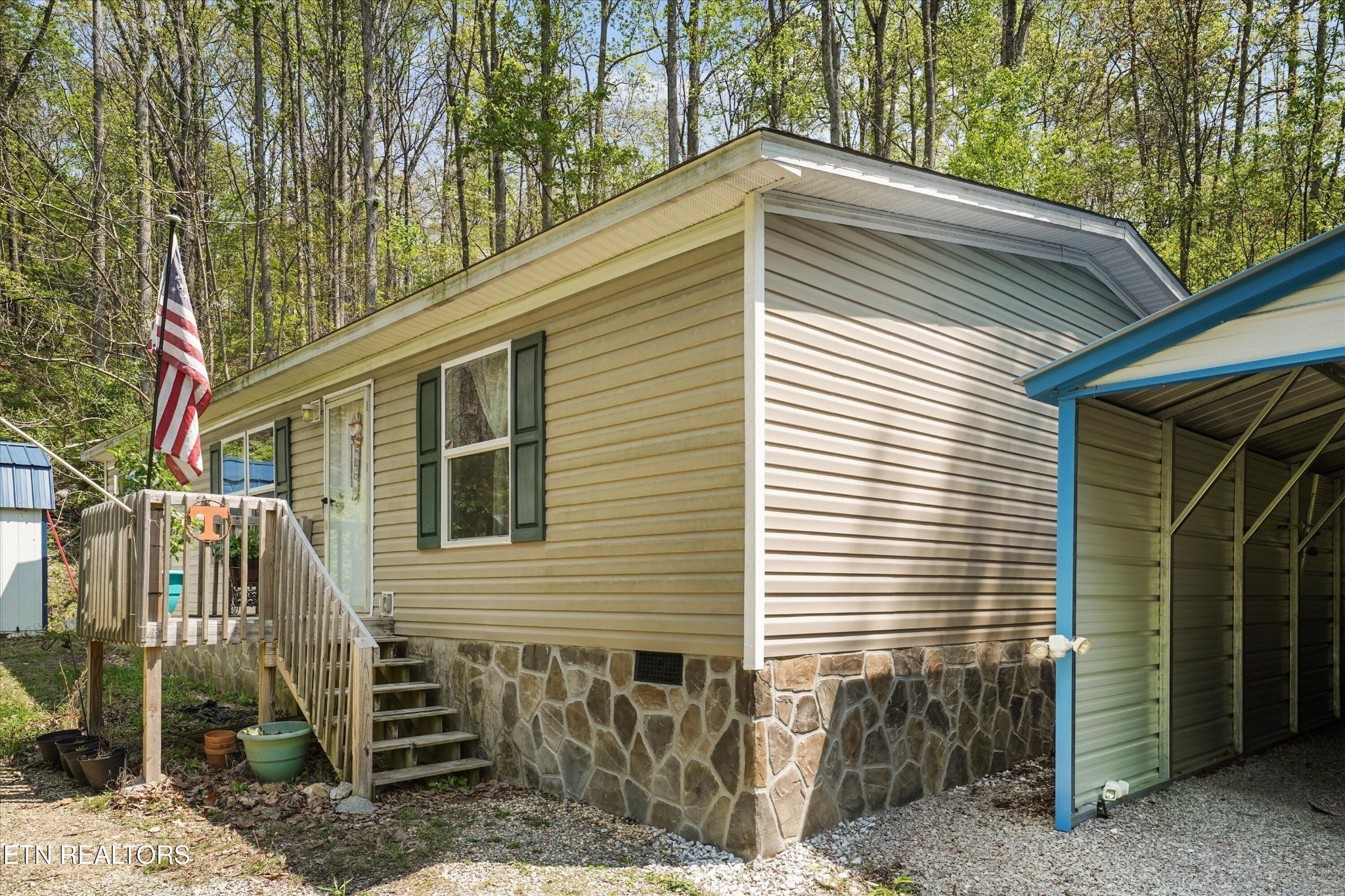 8360 Brickyard Road, Powell, TN 37849
