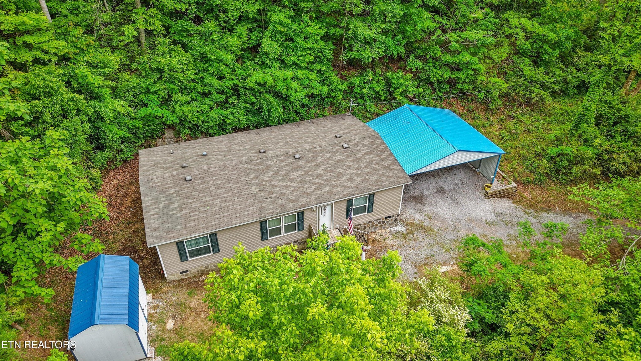 8360 Brickyard Road, Powell, TN 37849 — photo 2