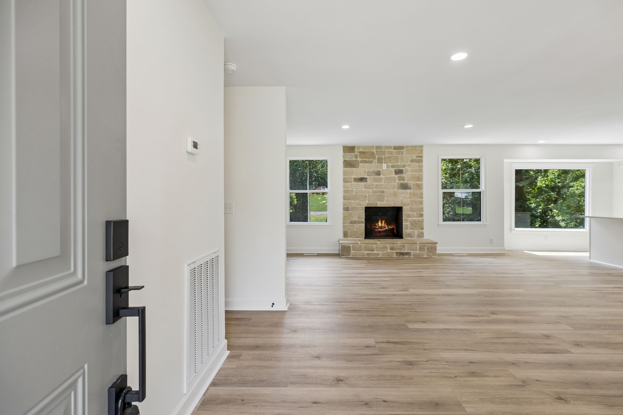 108 Airfloat Dr — photo