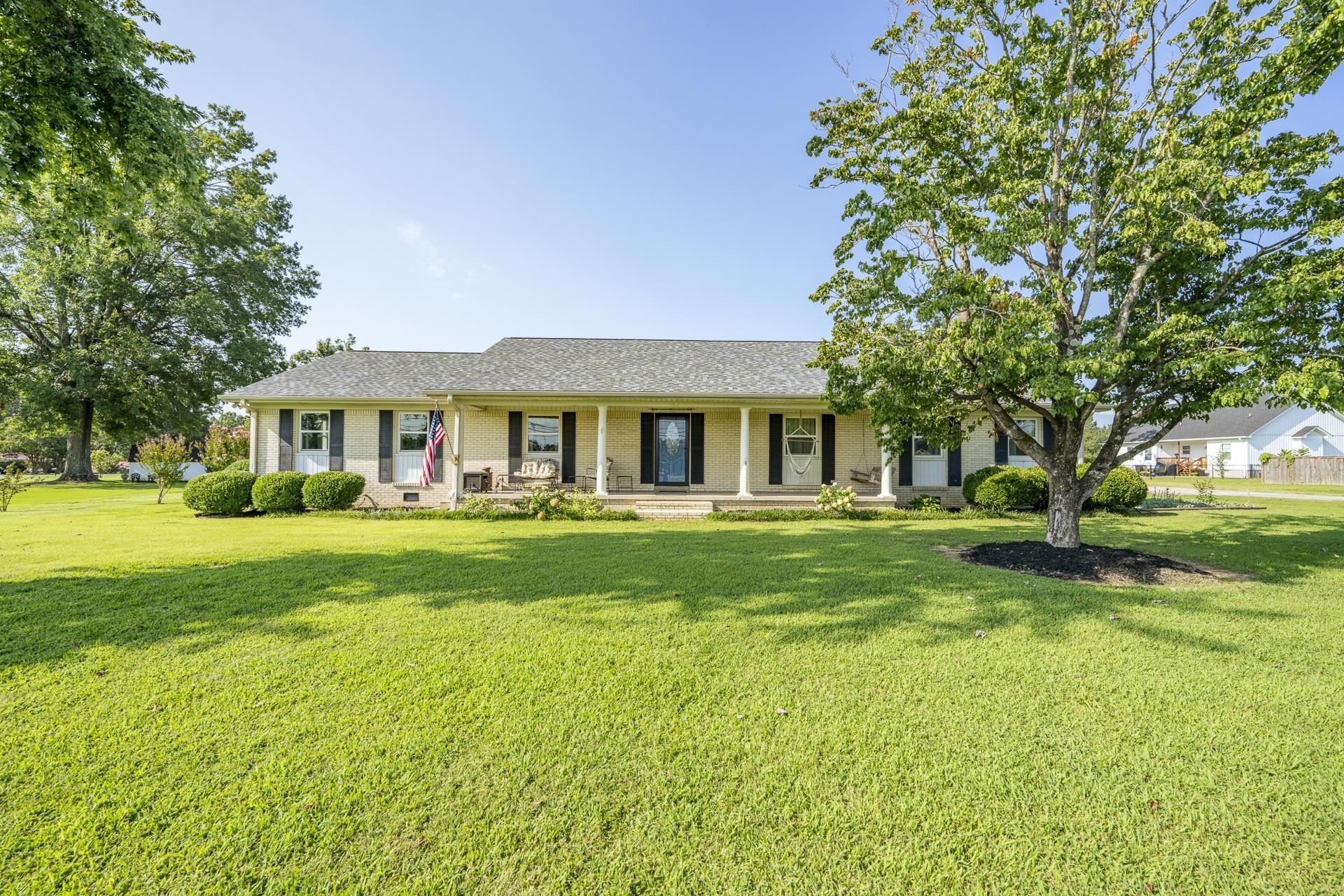 1150 Pinhook Dr — photo