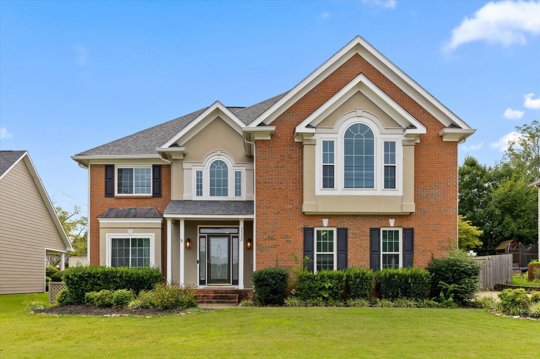 2328 Laurelton Creek Lane — photo