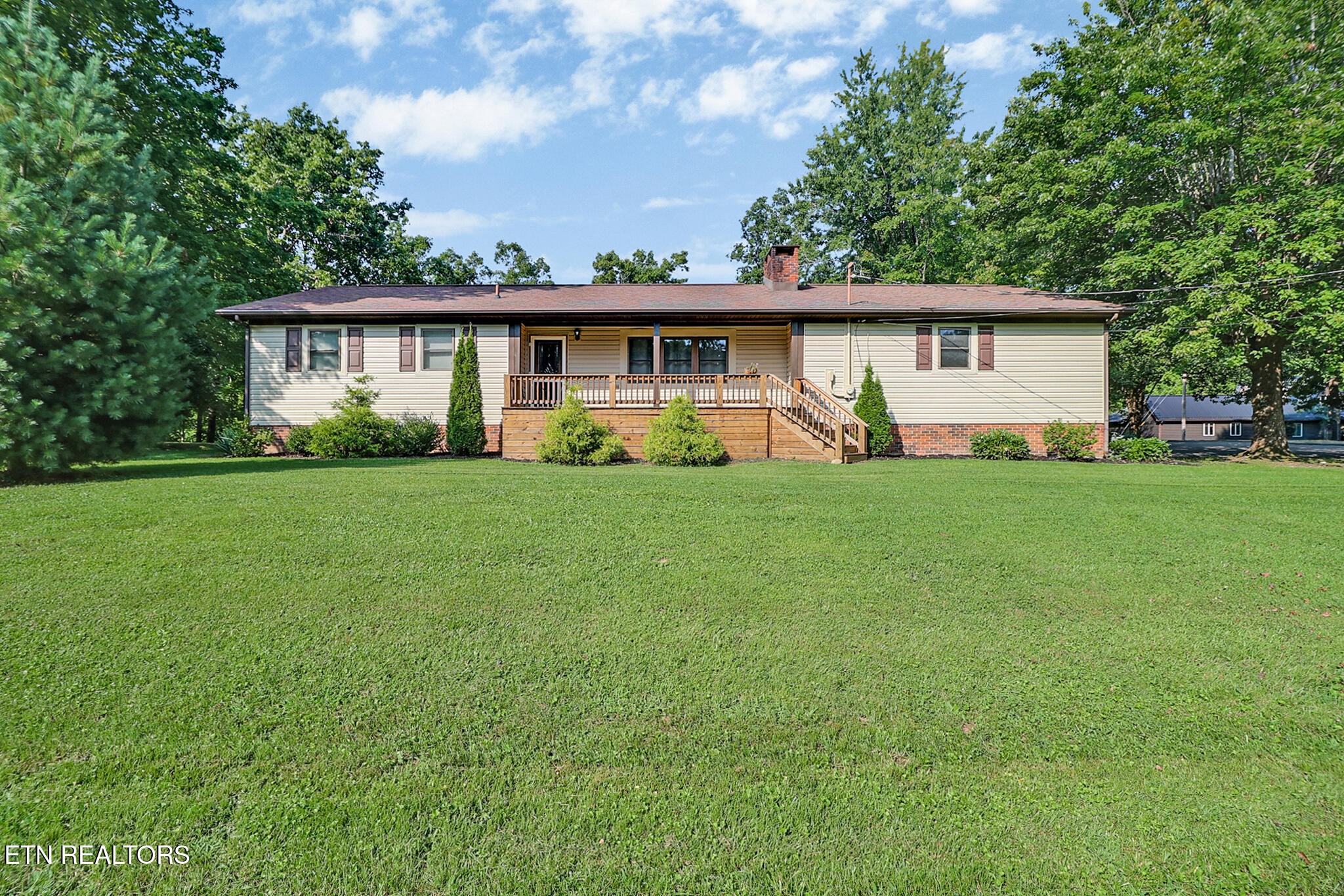 1019 Greenwood Drive — photo