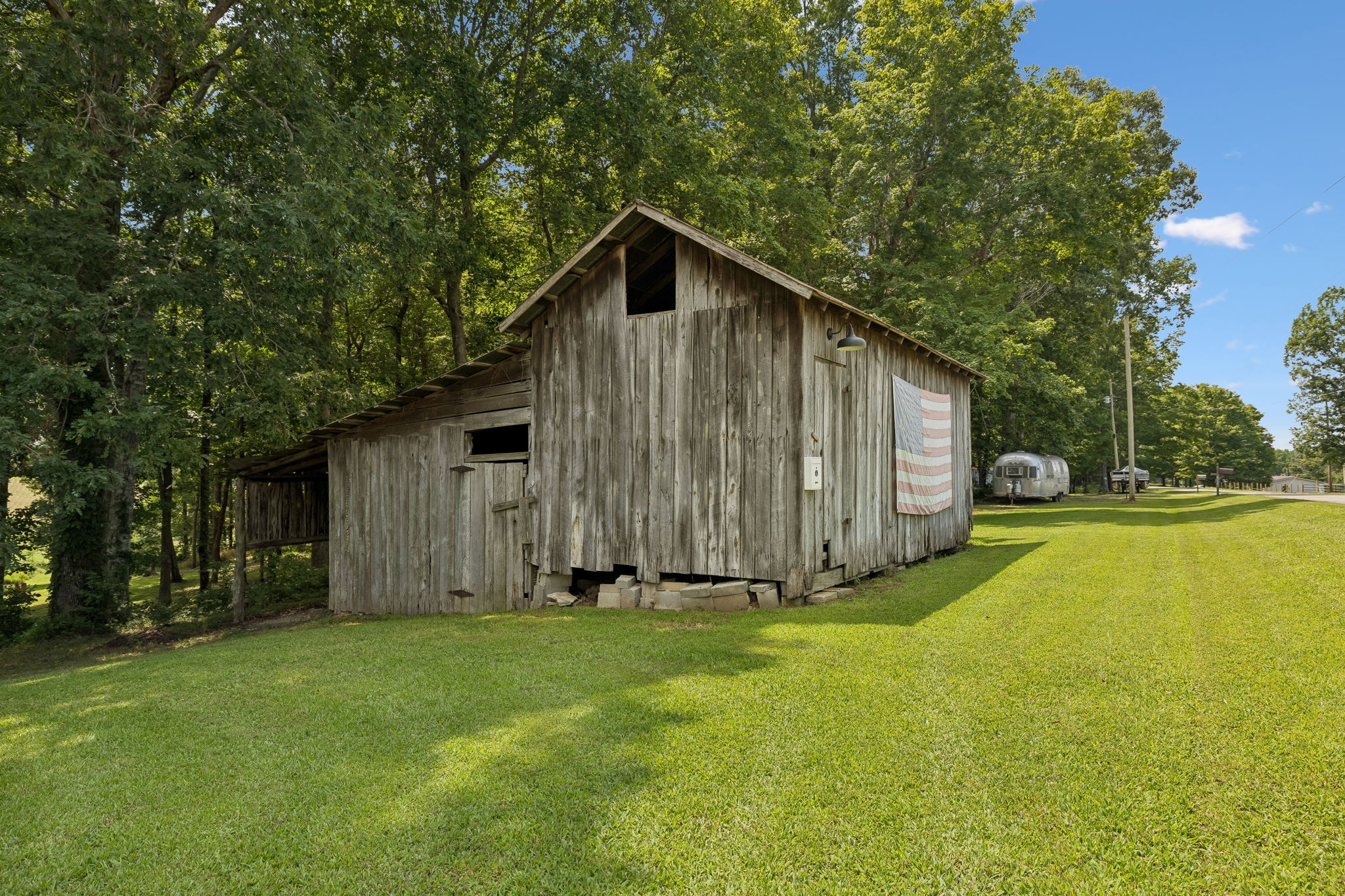 1525 E Piney Rd — photo