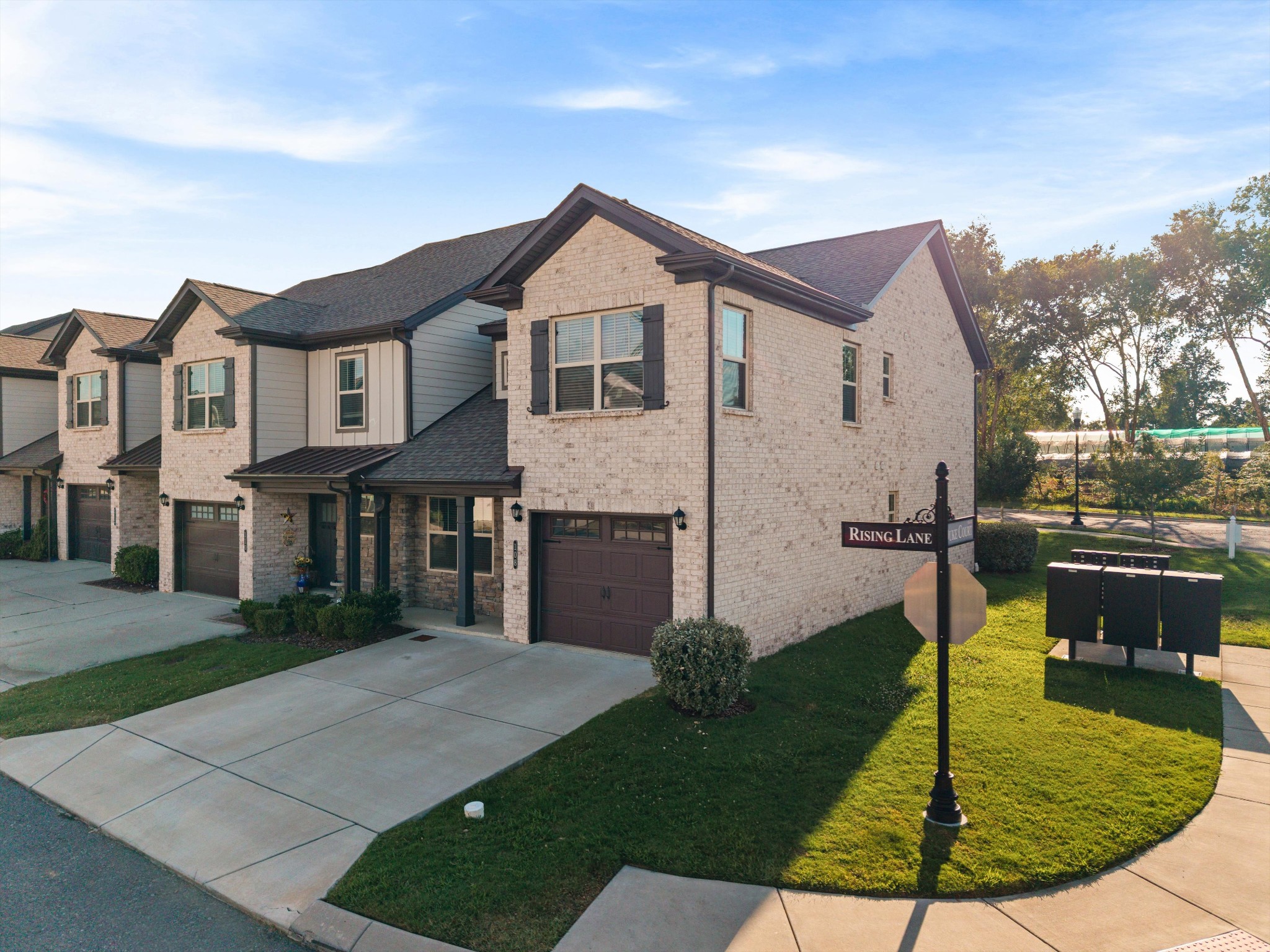 108 Rising Pvt Ln — photo