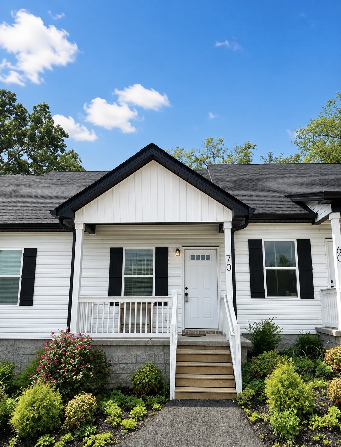 70 Five Oak Ln — photo