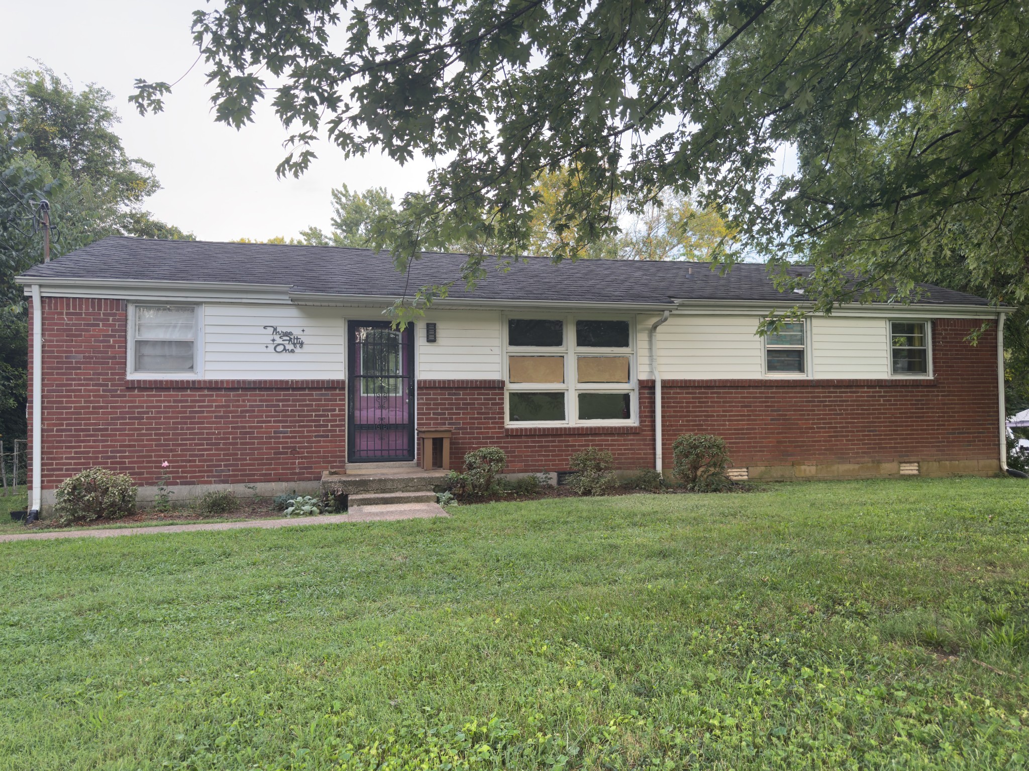 351 Dade Dr — photo