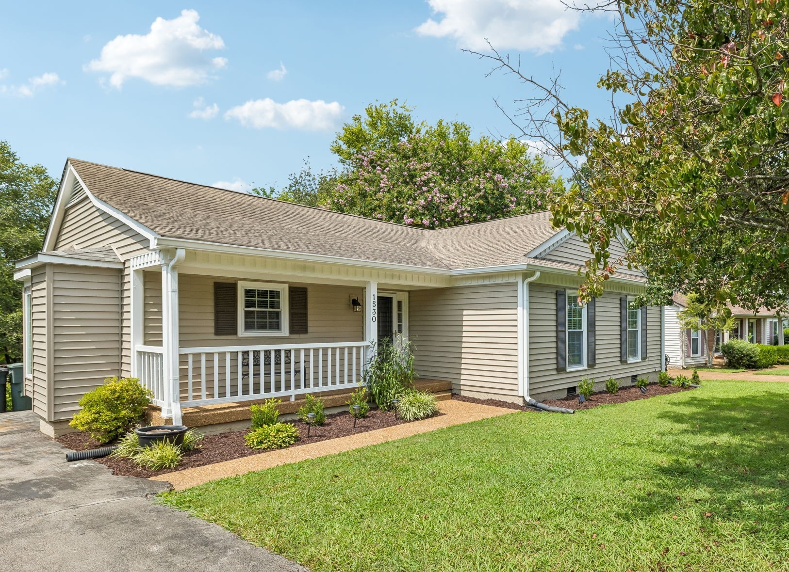 1530 Stone Hill Rd — photo