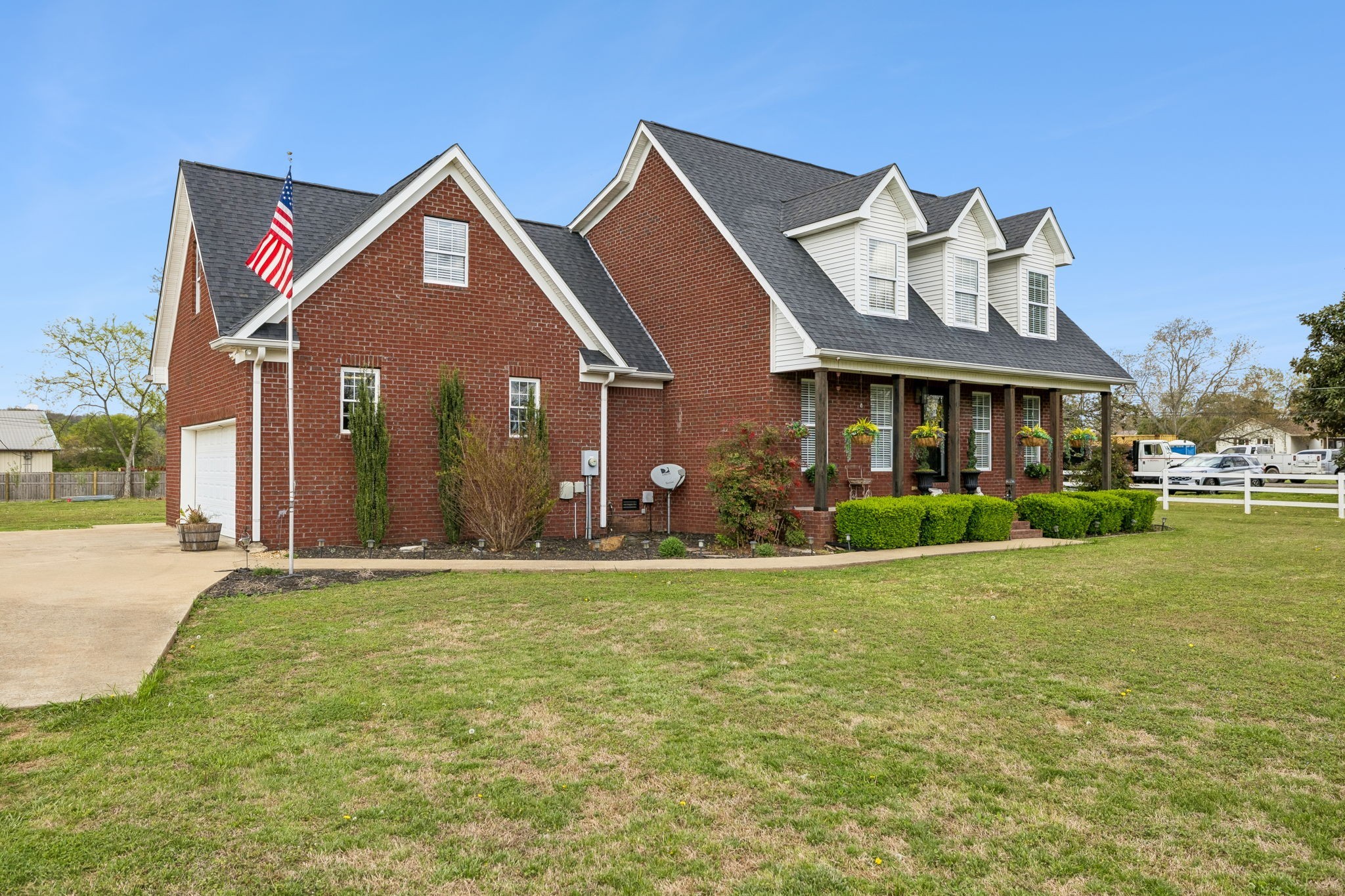 6012 Worthington Rd — photo