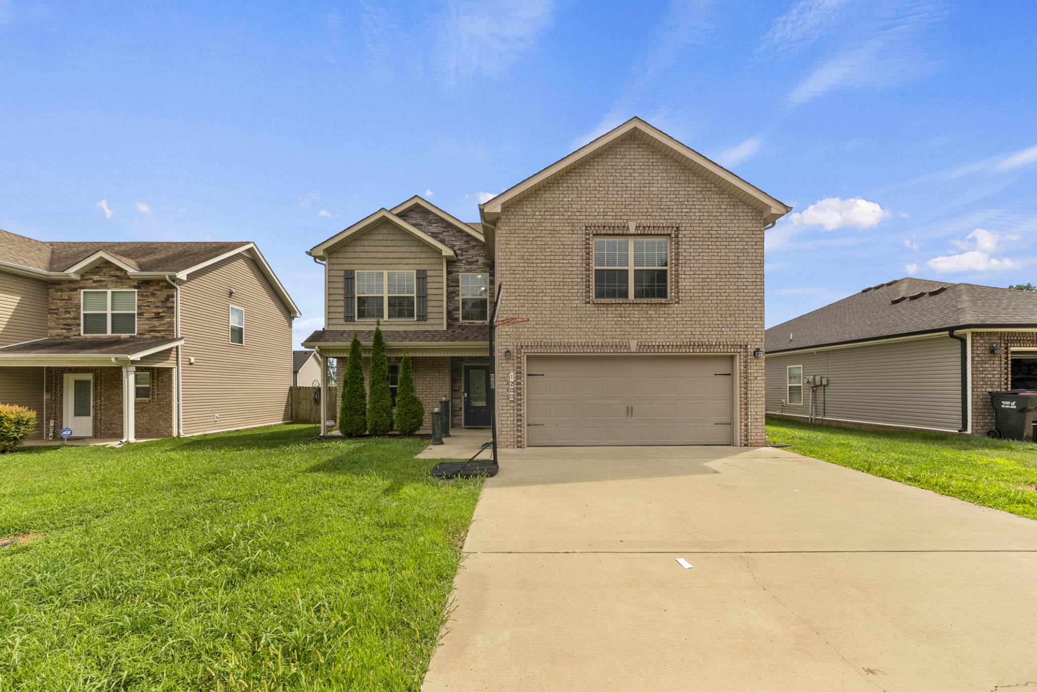 1200 Gentry Dr — photo