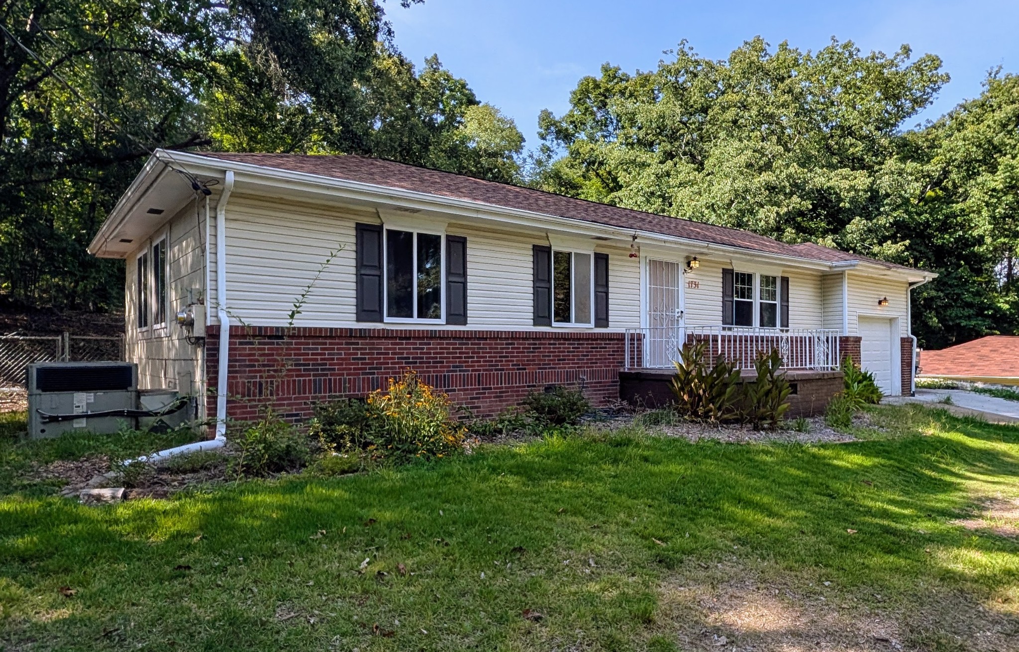 1731 Jeanaga Trl — photo