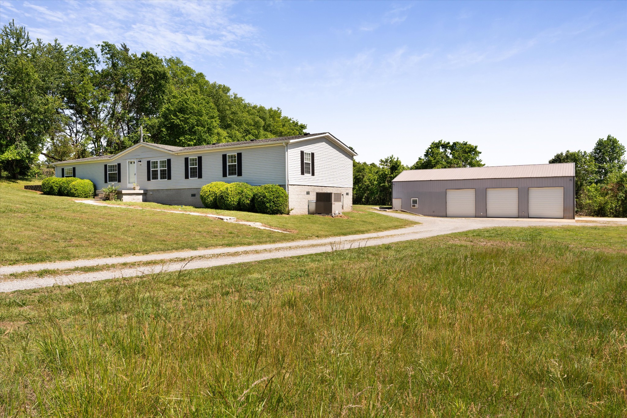 8011 Palmore Hollow Ln — photo