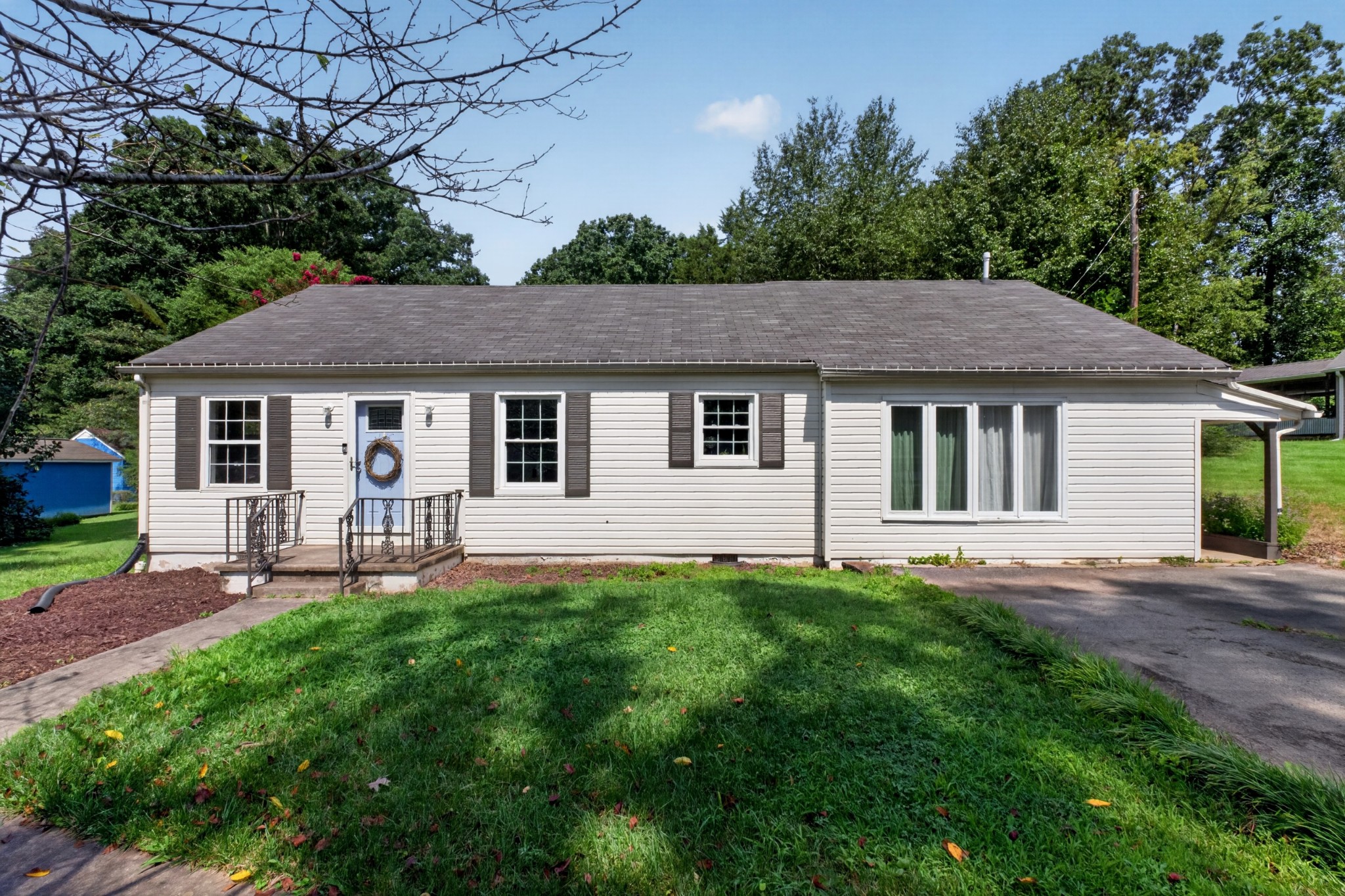110 Boyd Ave — photo