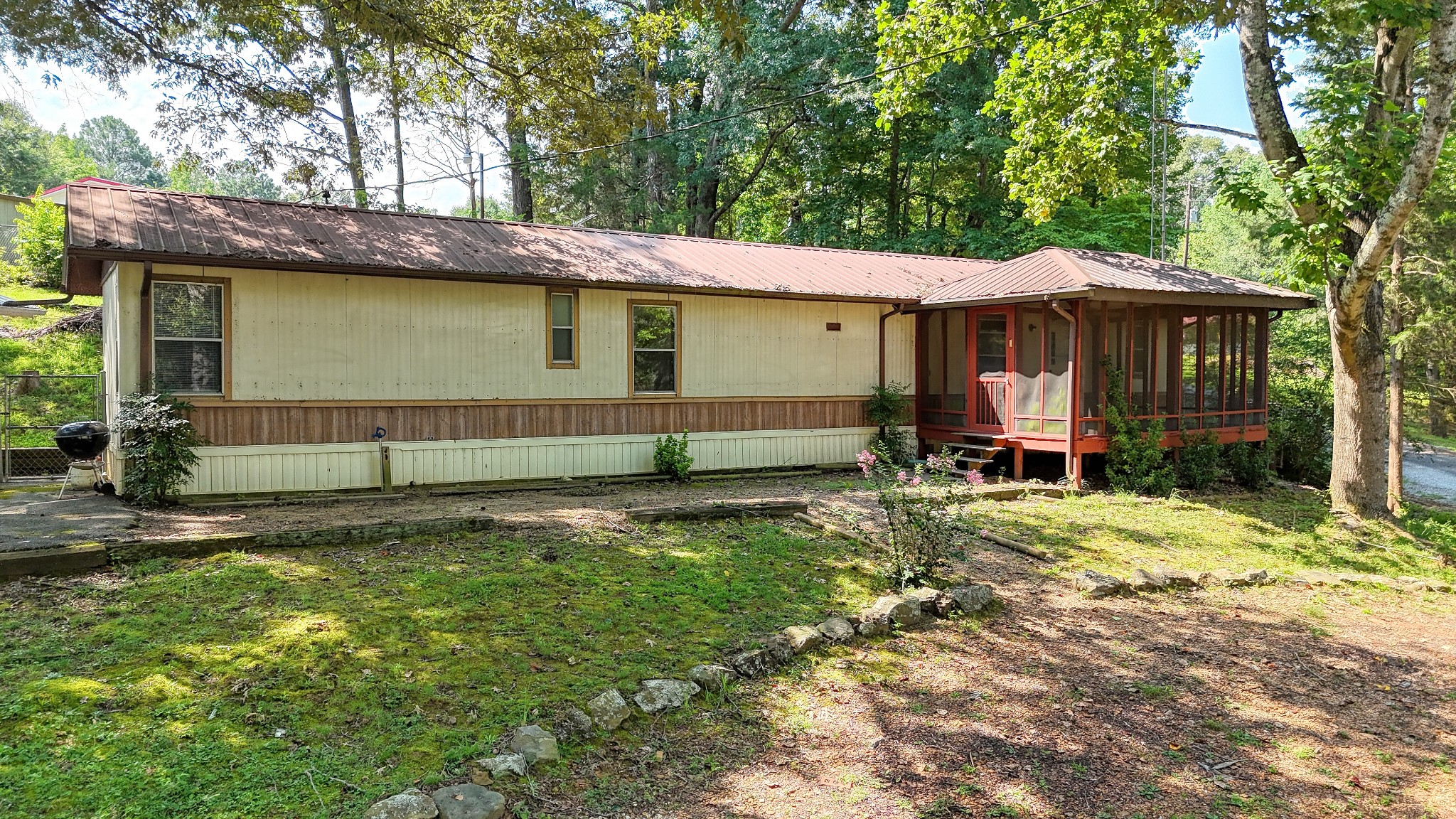25 Jones Loop — photo