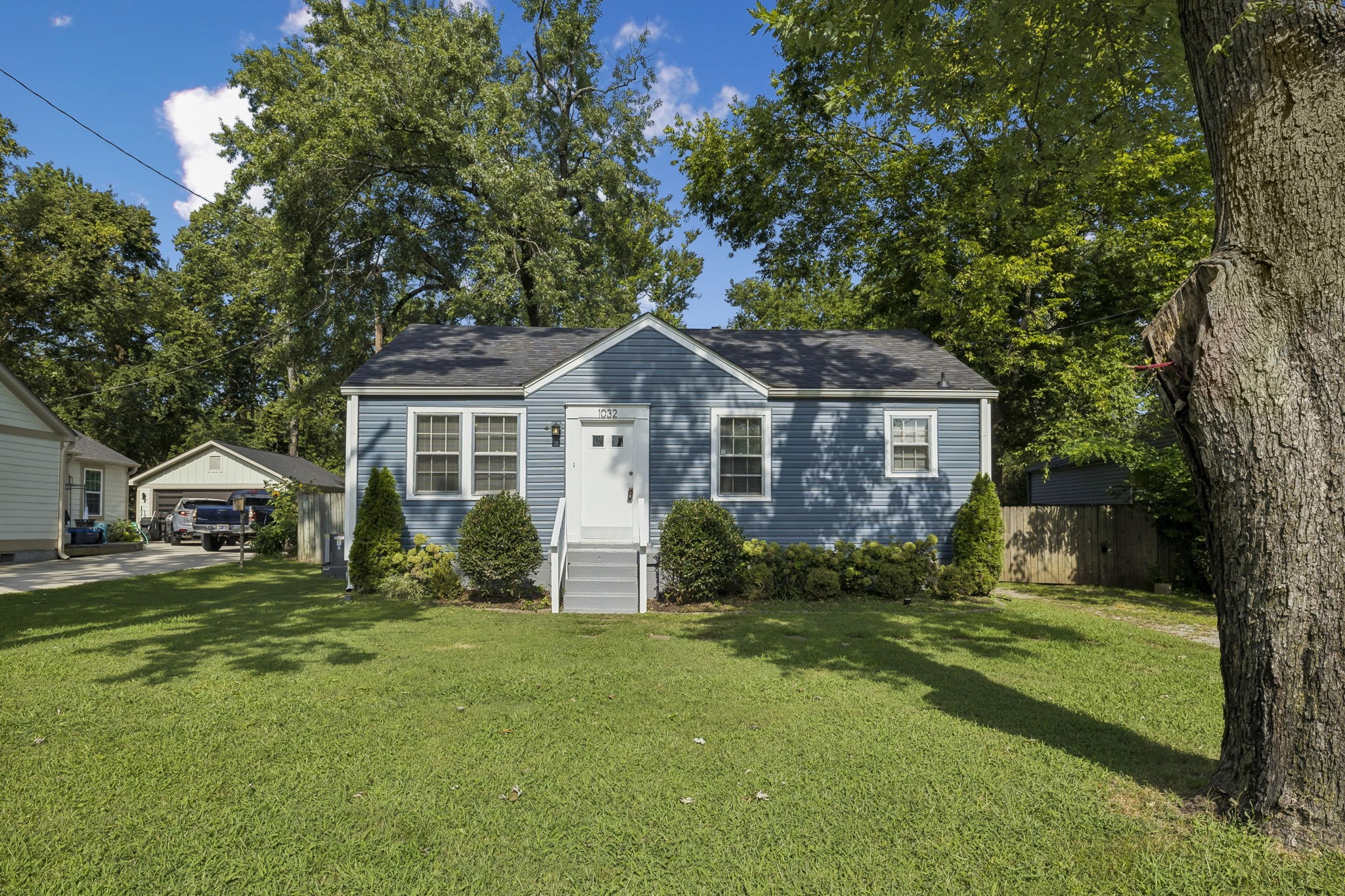 1032 Horseshoe Dr — photo