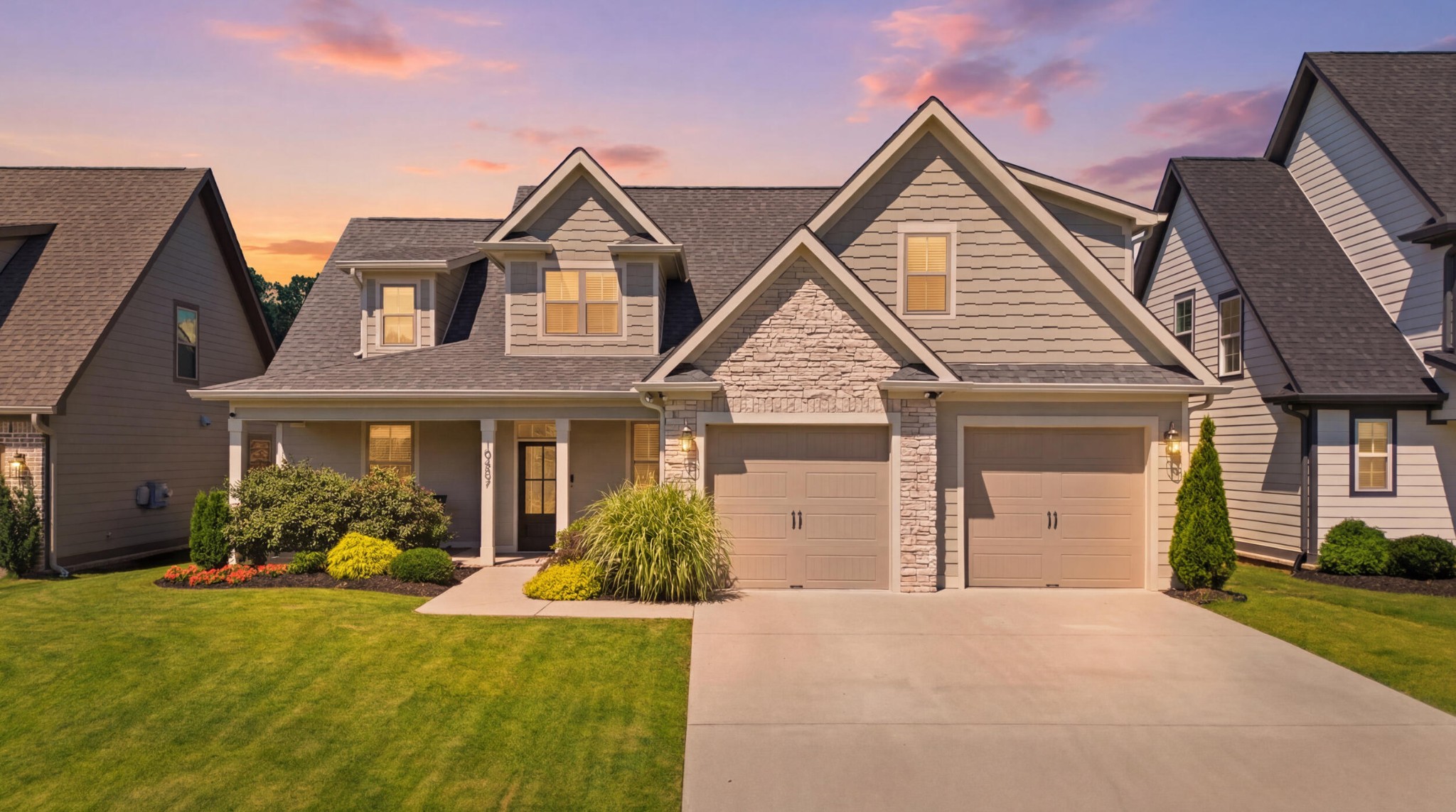 10607 Flicker Way — photo
