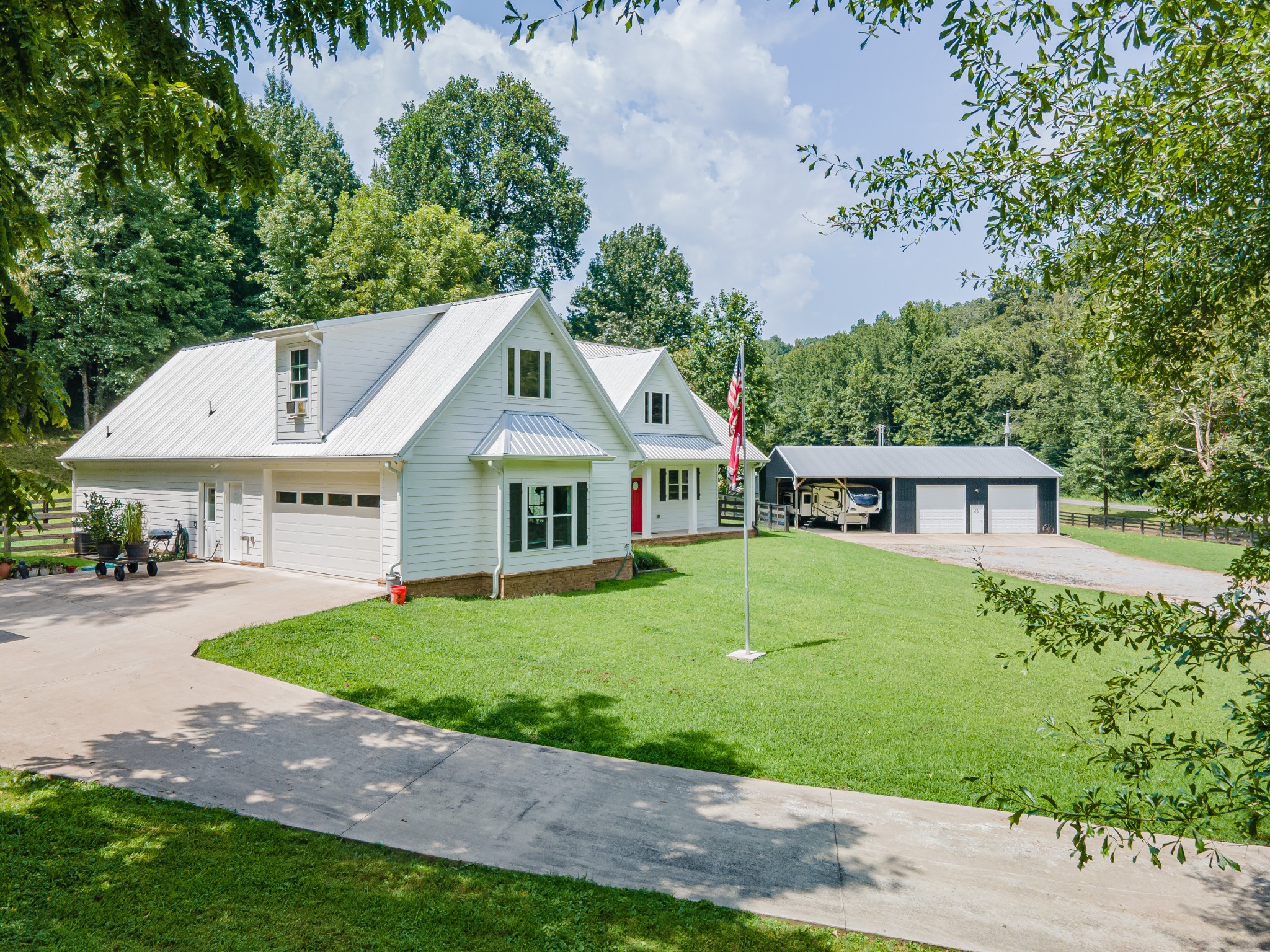 1049 Williams Hollow Rd — photo