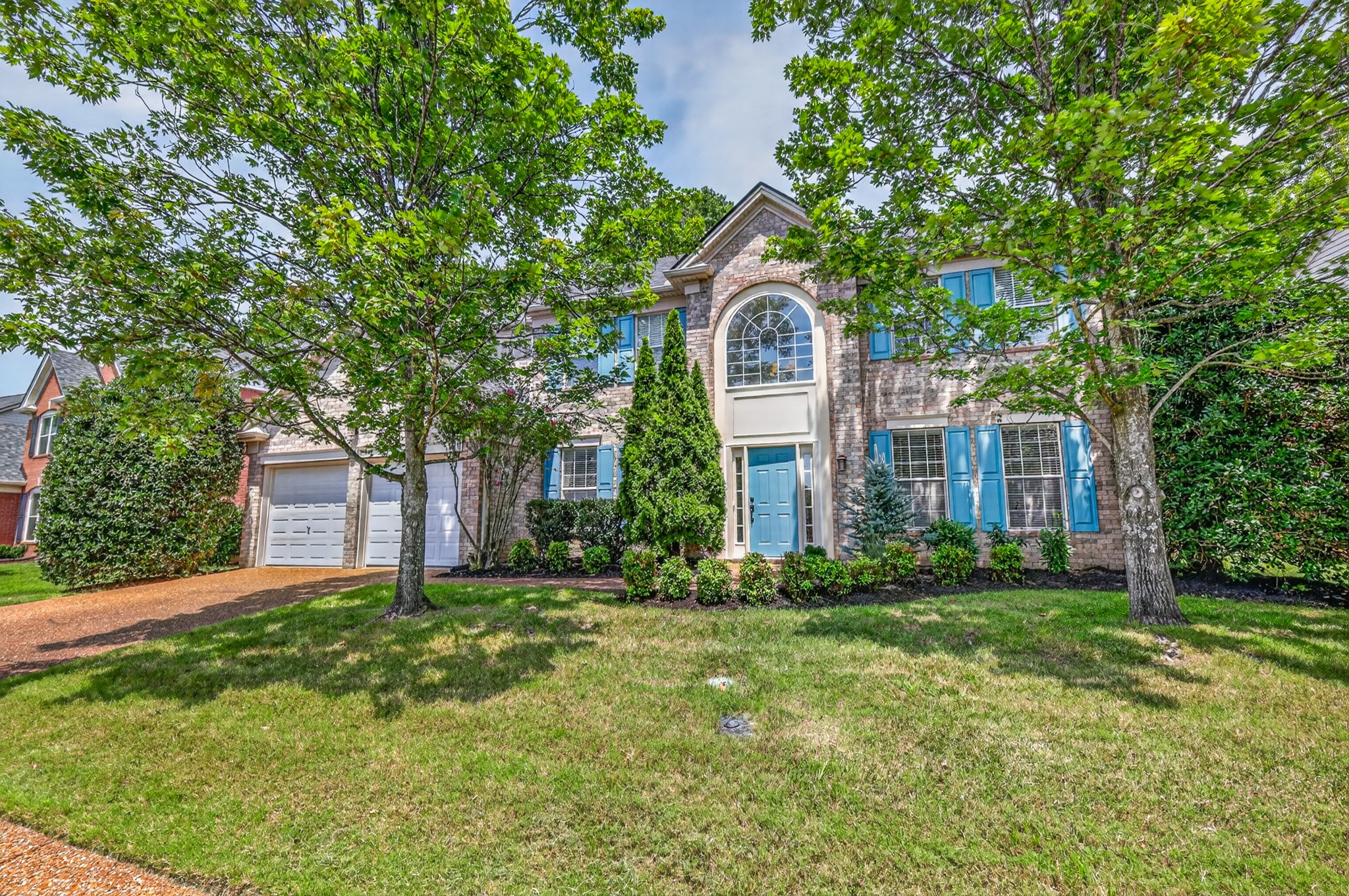 118 Wheaton Hall Lane — photo