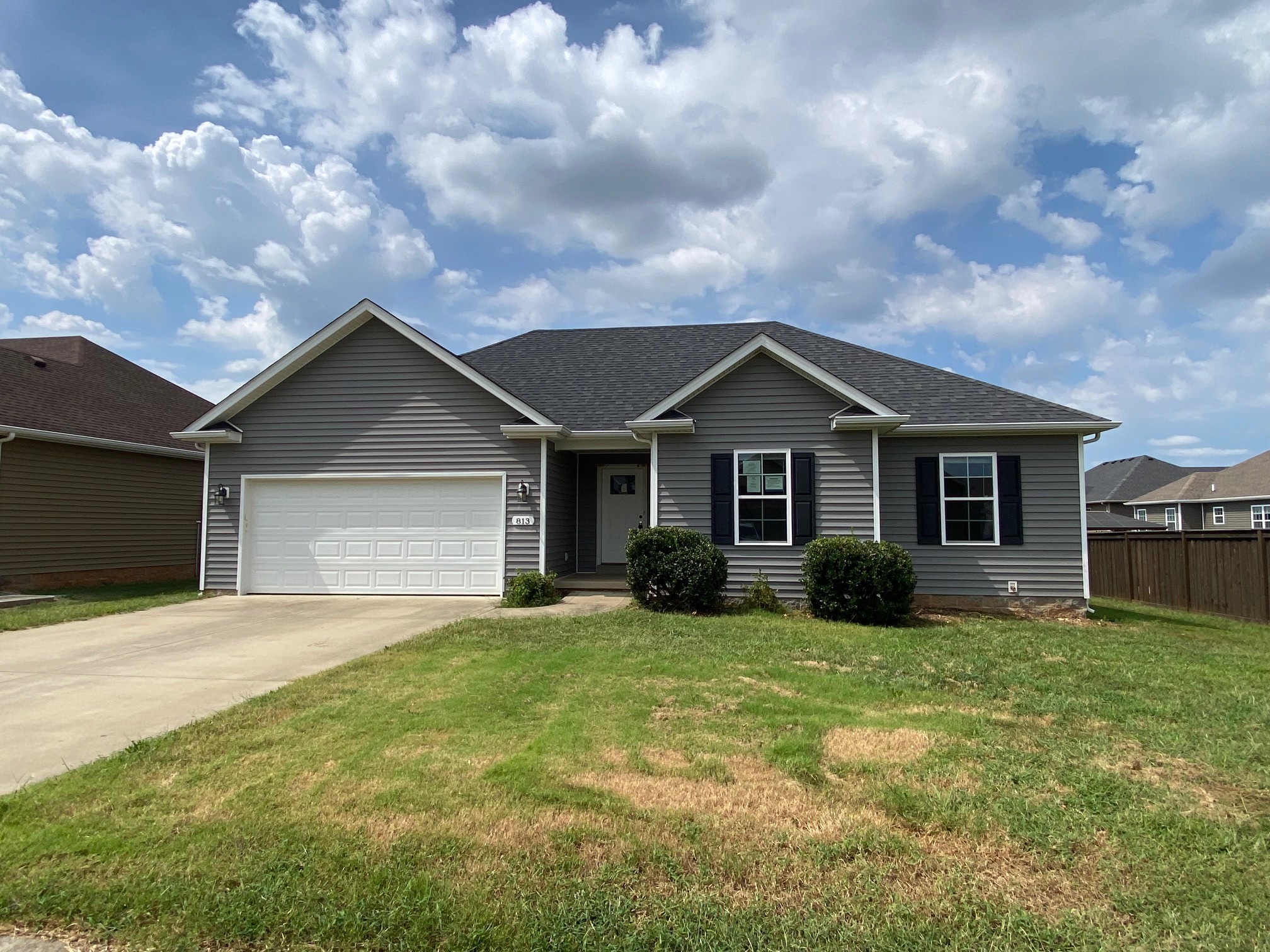 813 Pleasant Meadow Ln — photo