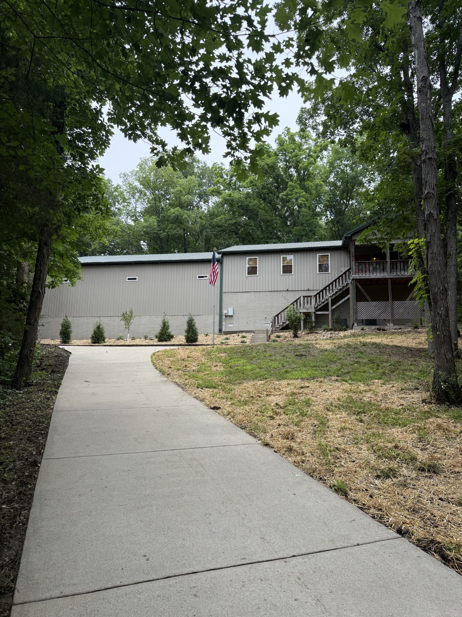 527 Hickory Ridge Rd — photo