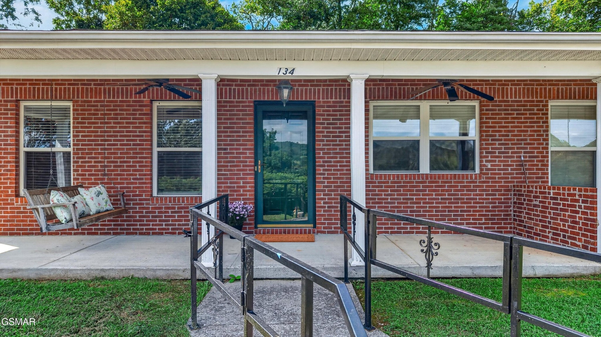 134 Hackberry Way — photo