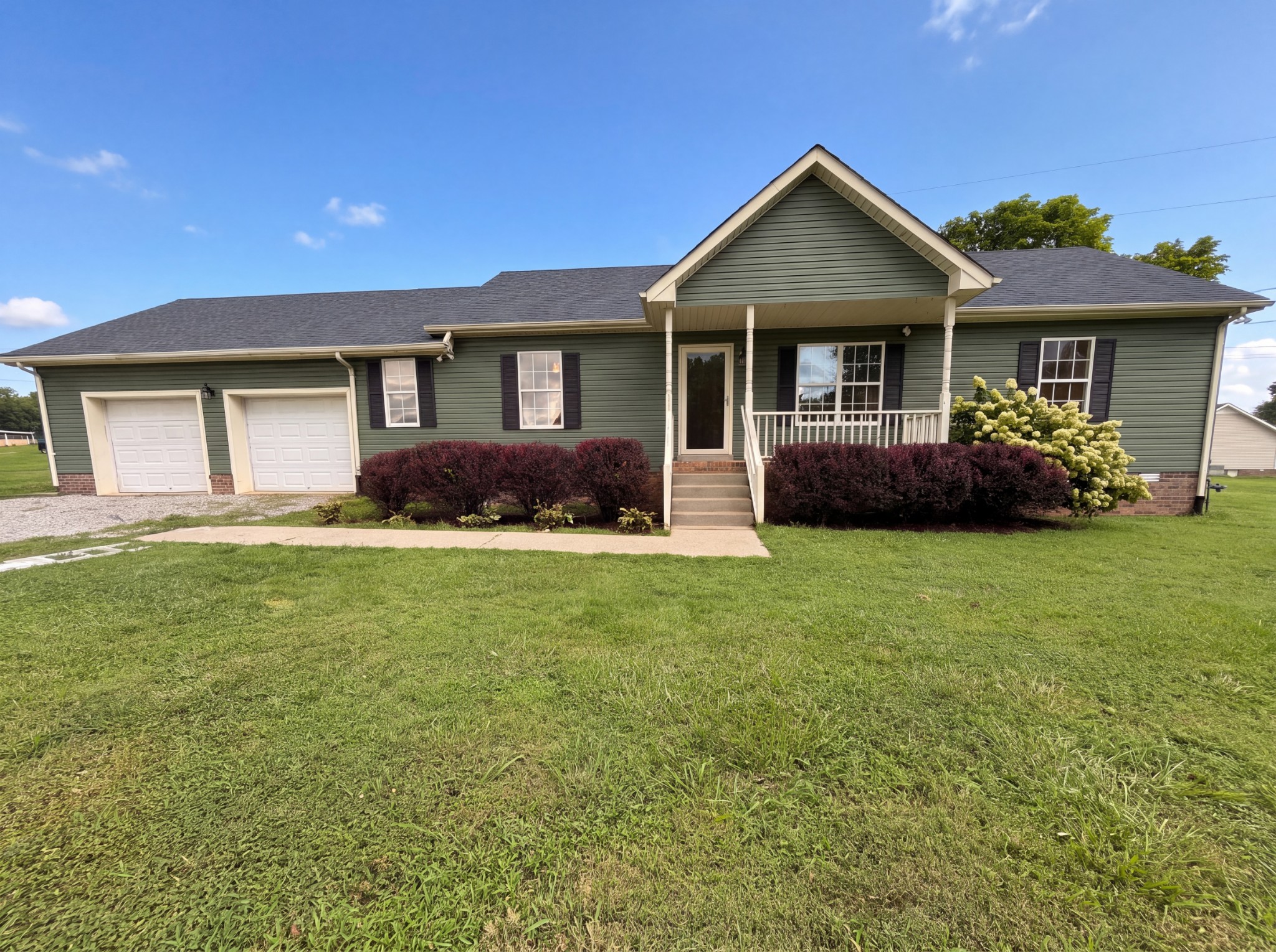 610 W Harper Rd — photo