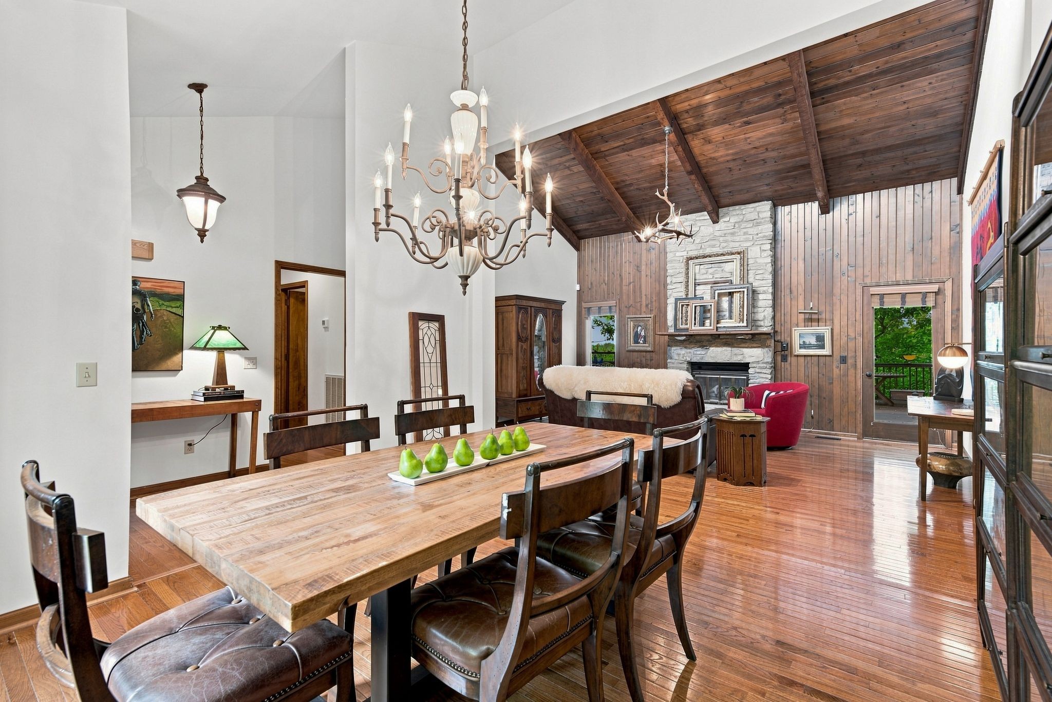 1405 Robert E Lee Ln — photo