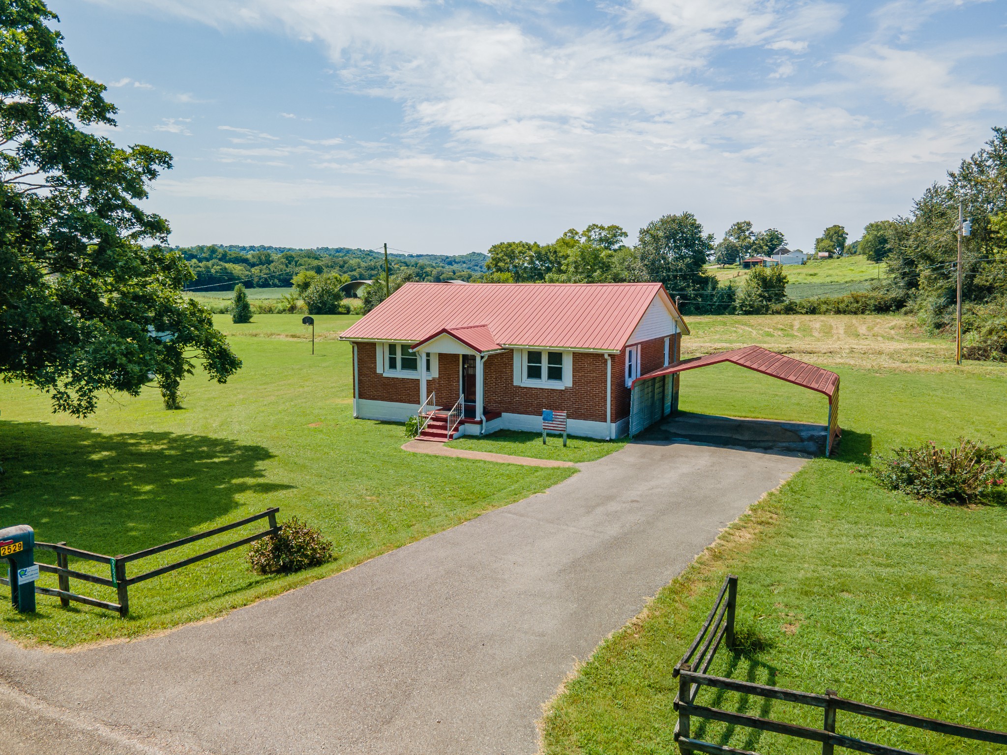 2529 Ragsdale Road, Columbia, TN 38401