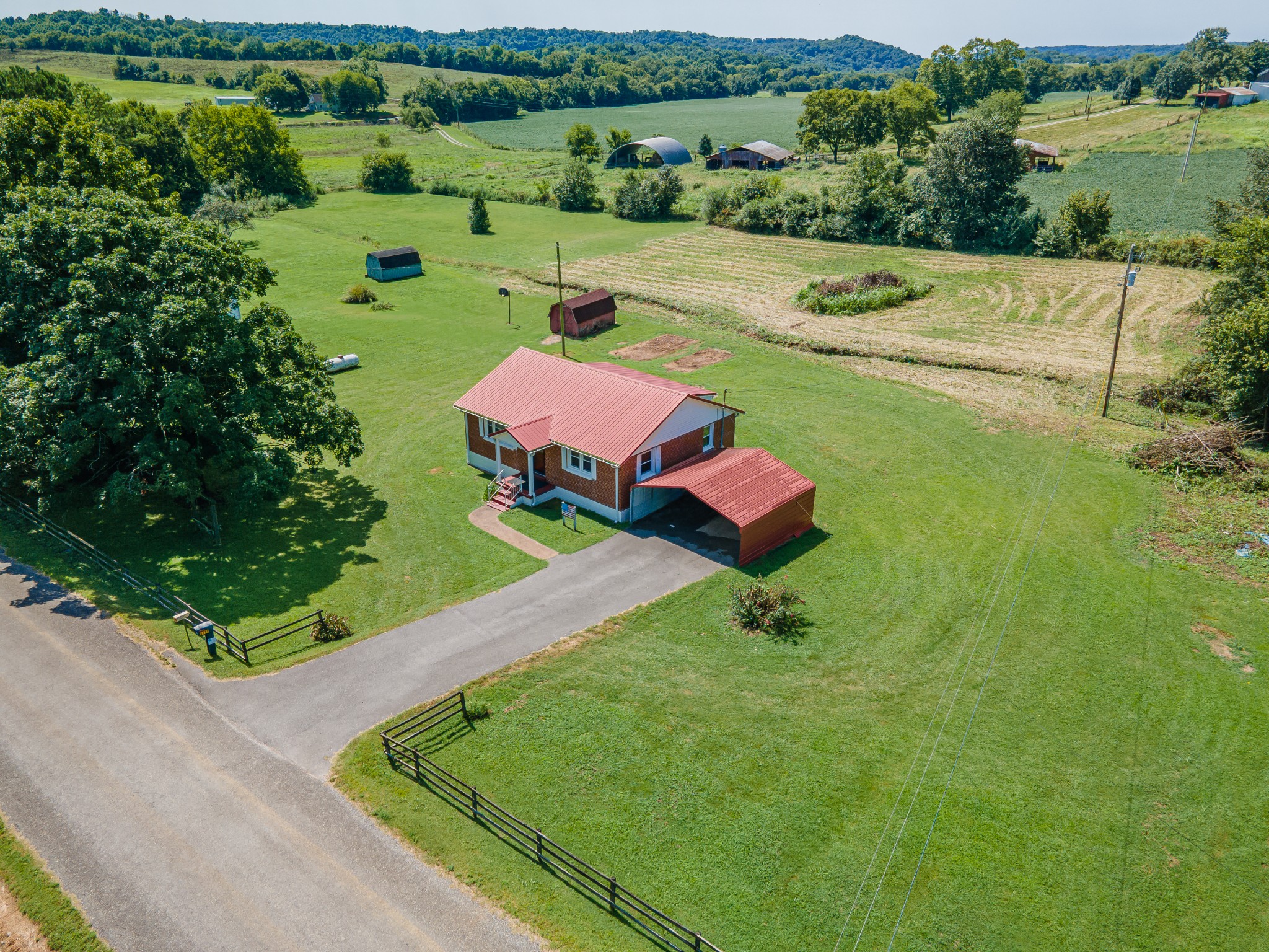 2529 Ragsdale Road, Columbia, TN 38401 — photo 2