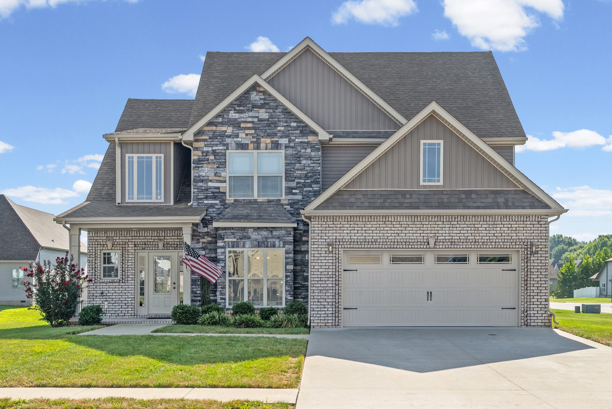 537 Bowden Dr — photo