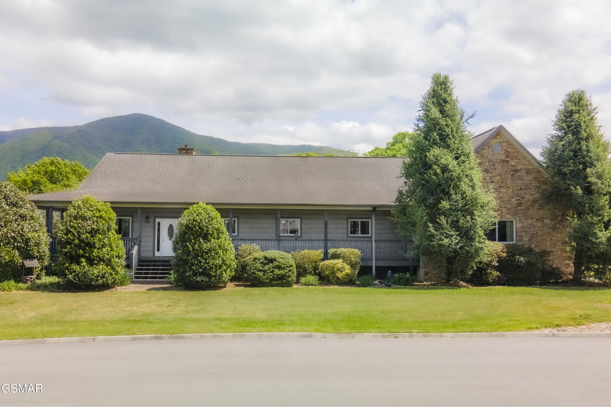 3938 Katy Hollar Road — photo