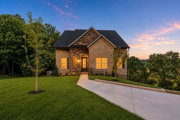 701 Harpeth Knoll Ct — photo
