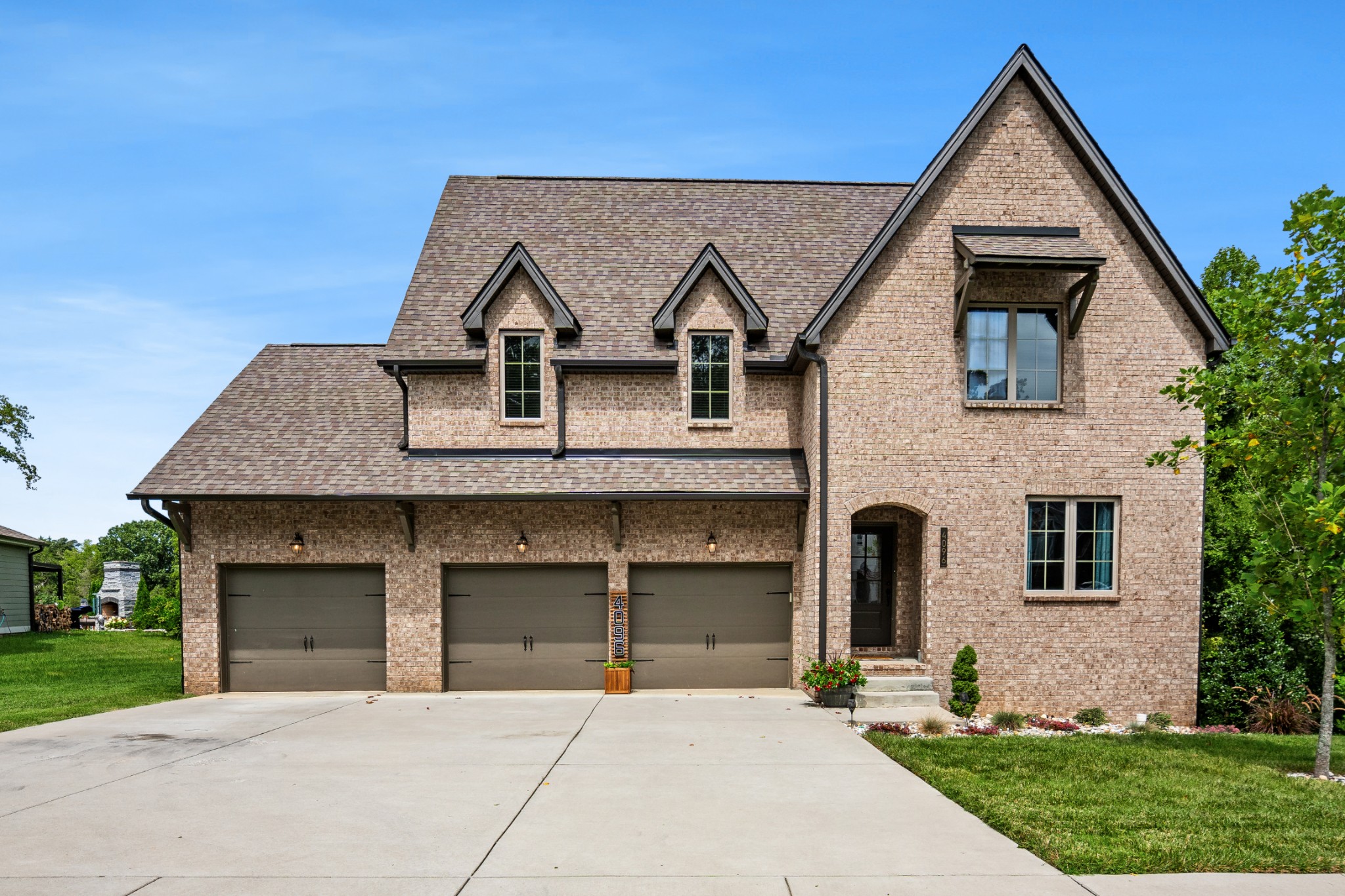 4096 Socata Ct — photo