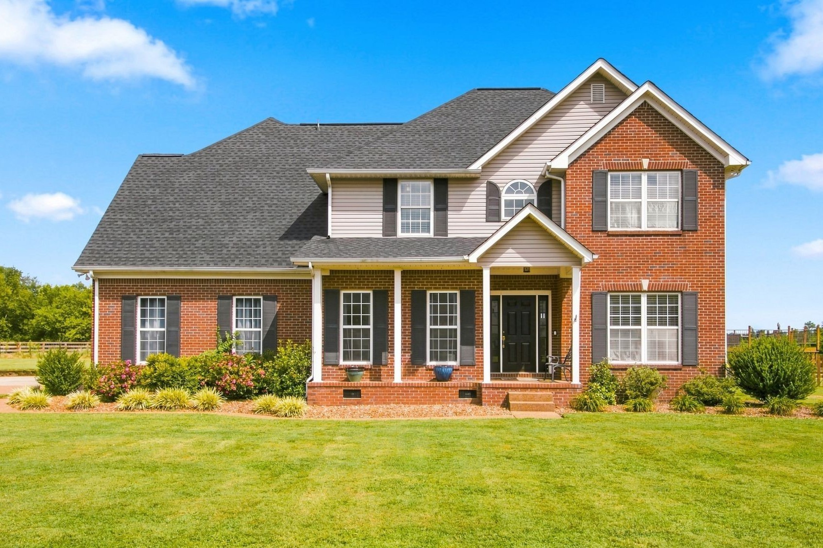847 Nathan Dr — photo