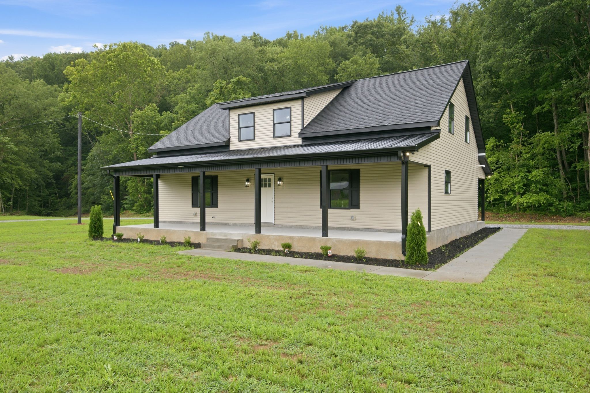 2750 New Dry Hollow Rd — photo