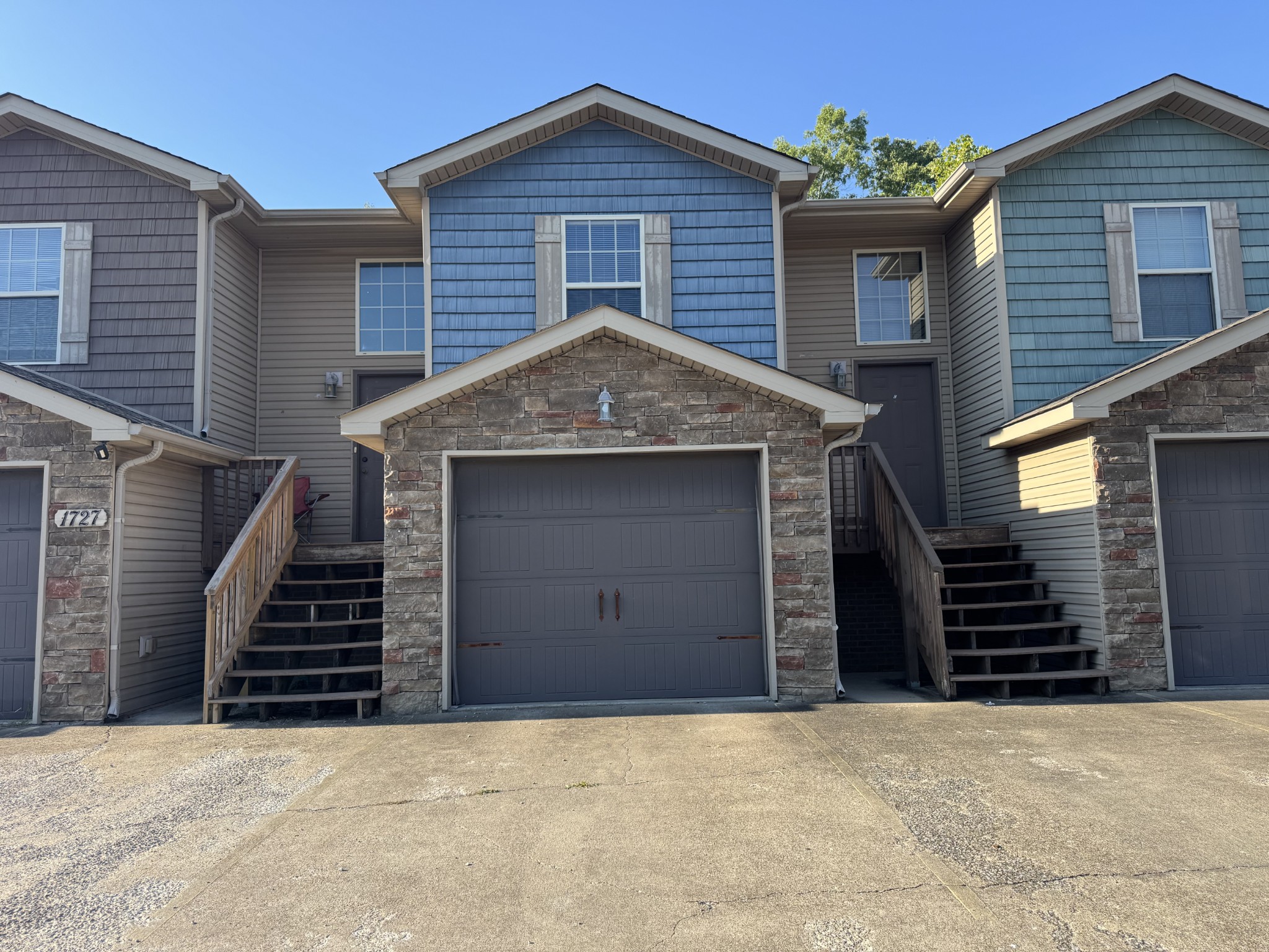 1727 Thistlewood Dr Unit C — photo