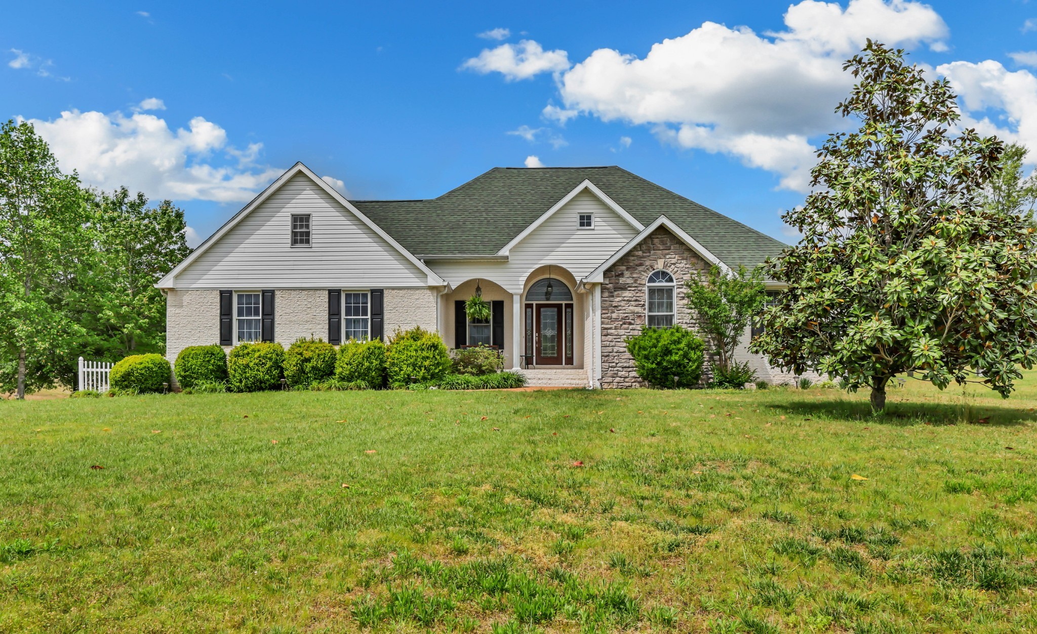 430 Hurricane Creek Dr — photo