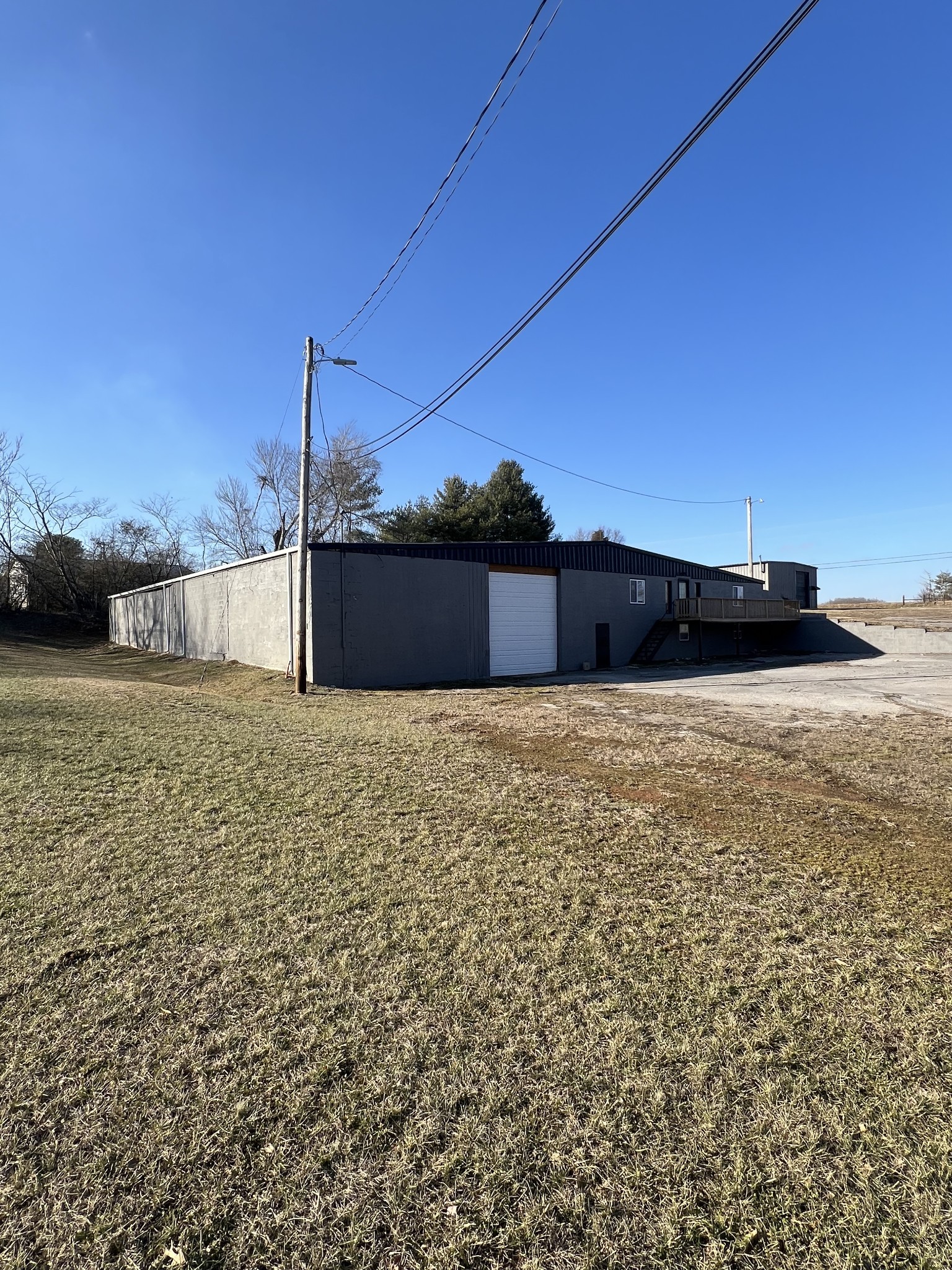 869 Underwood Rd — photo