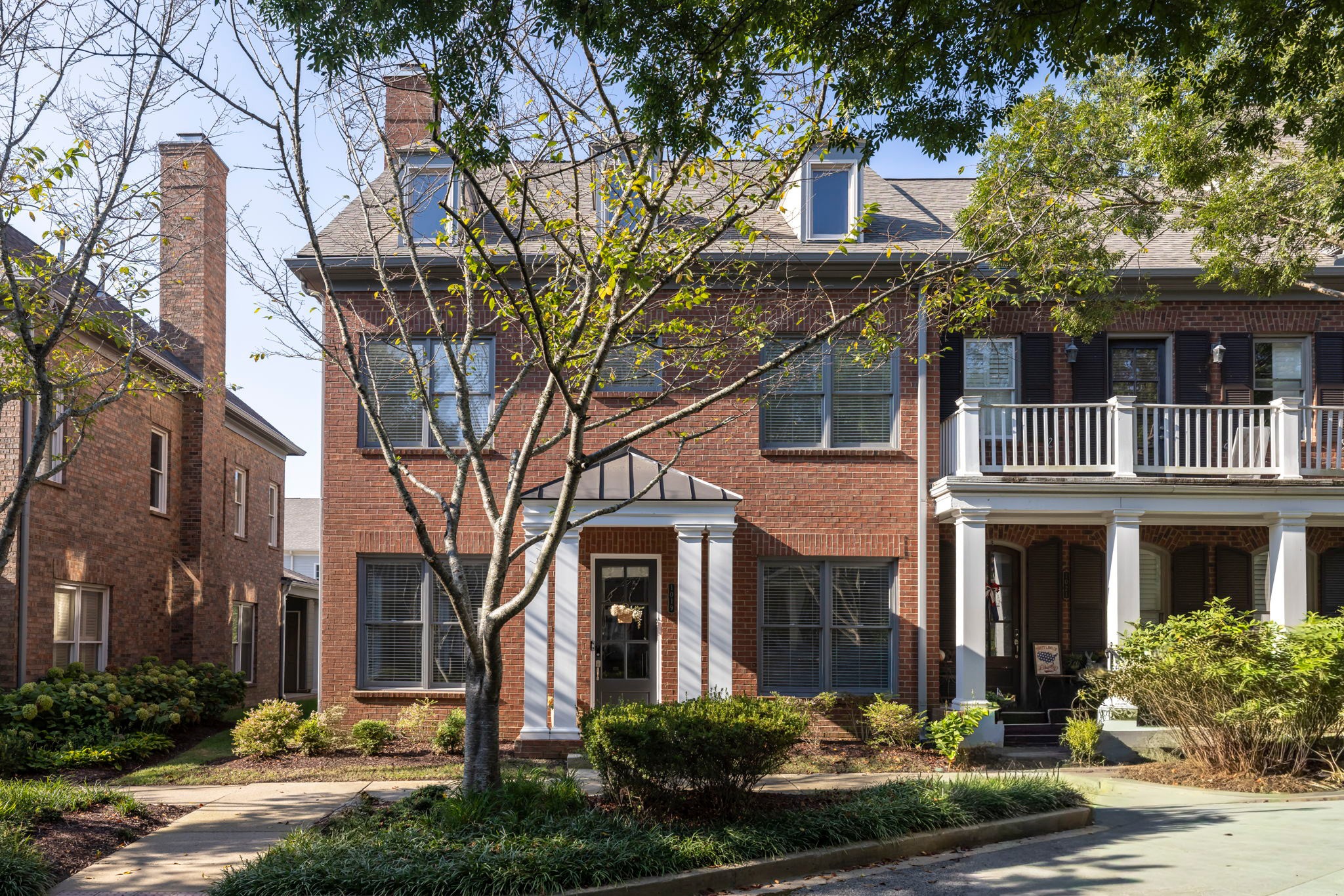 1019 Cumberland Park Dr — photo