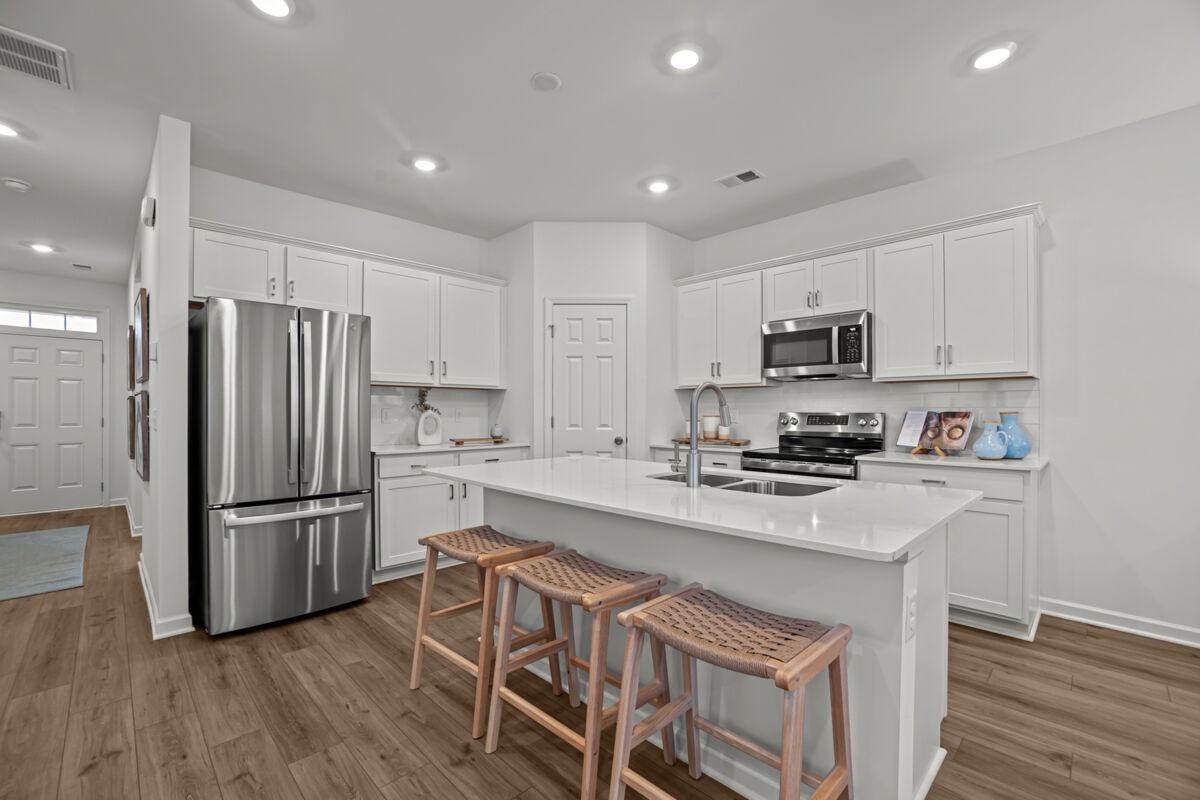 2900 Suzanne Landon Dr I4 — photo