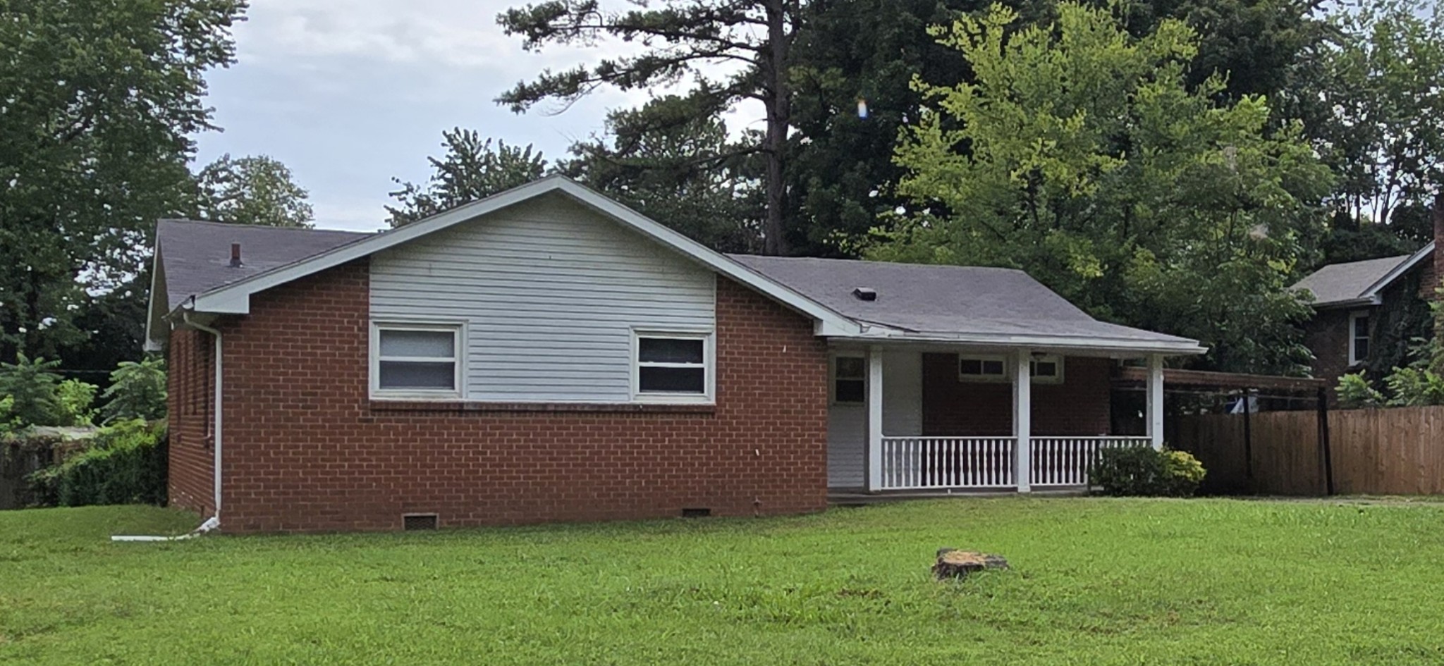 310 Sheriff Dr — photo