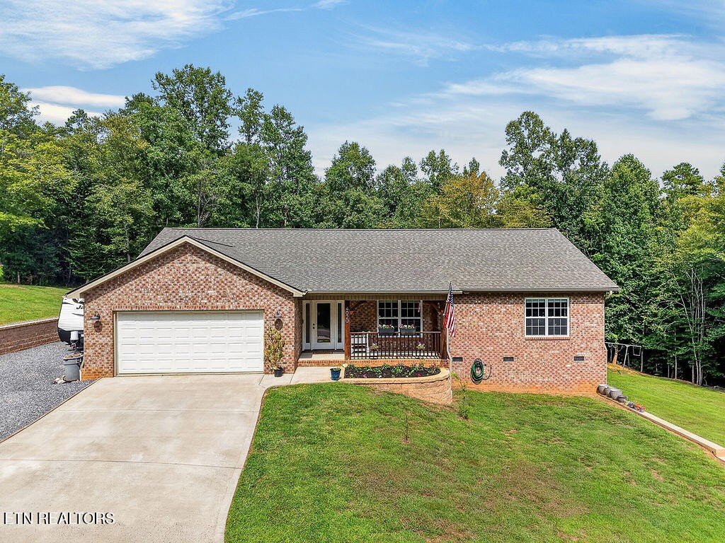4020 Fox Hills Drive — photo