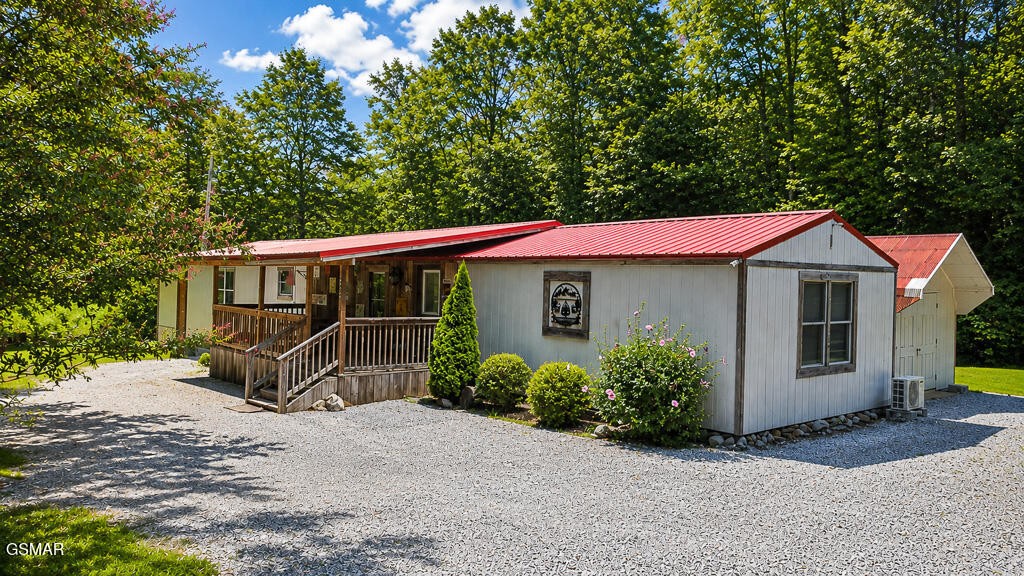4129 Manis Hollow Road — photo