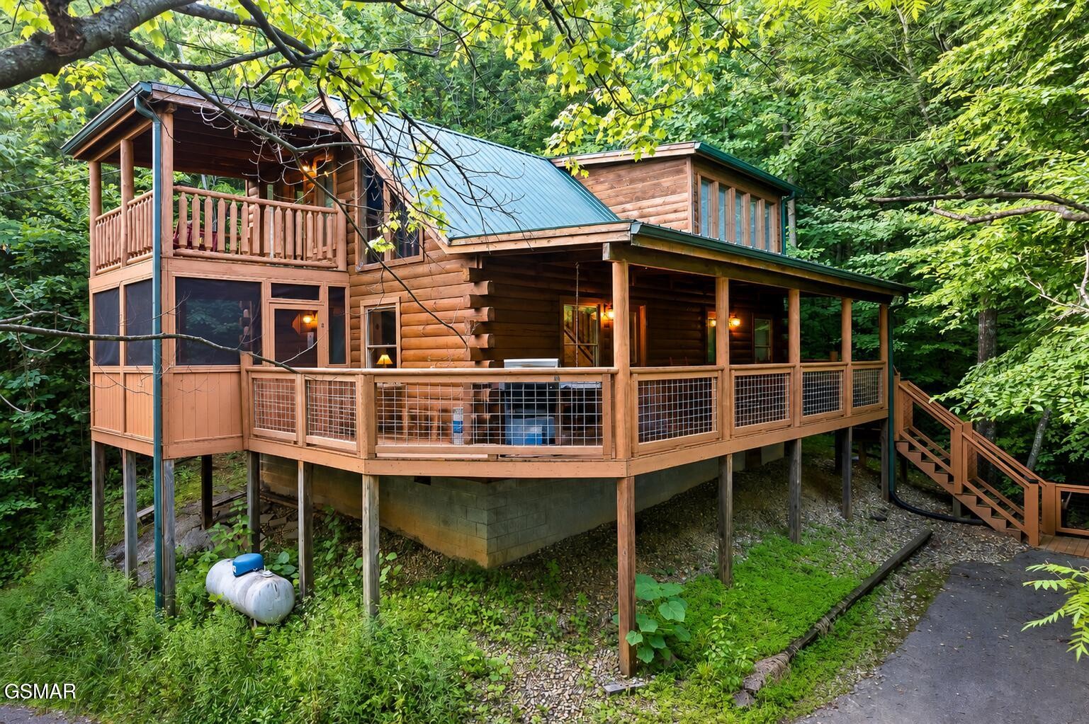 1908 Rhododendron Lane, Sevierville, TN 37876 — photo 2