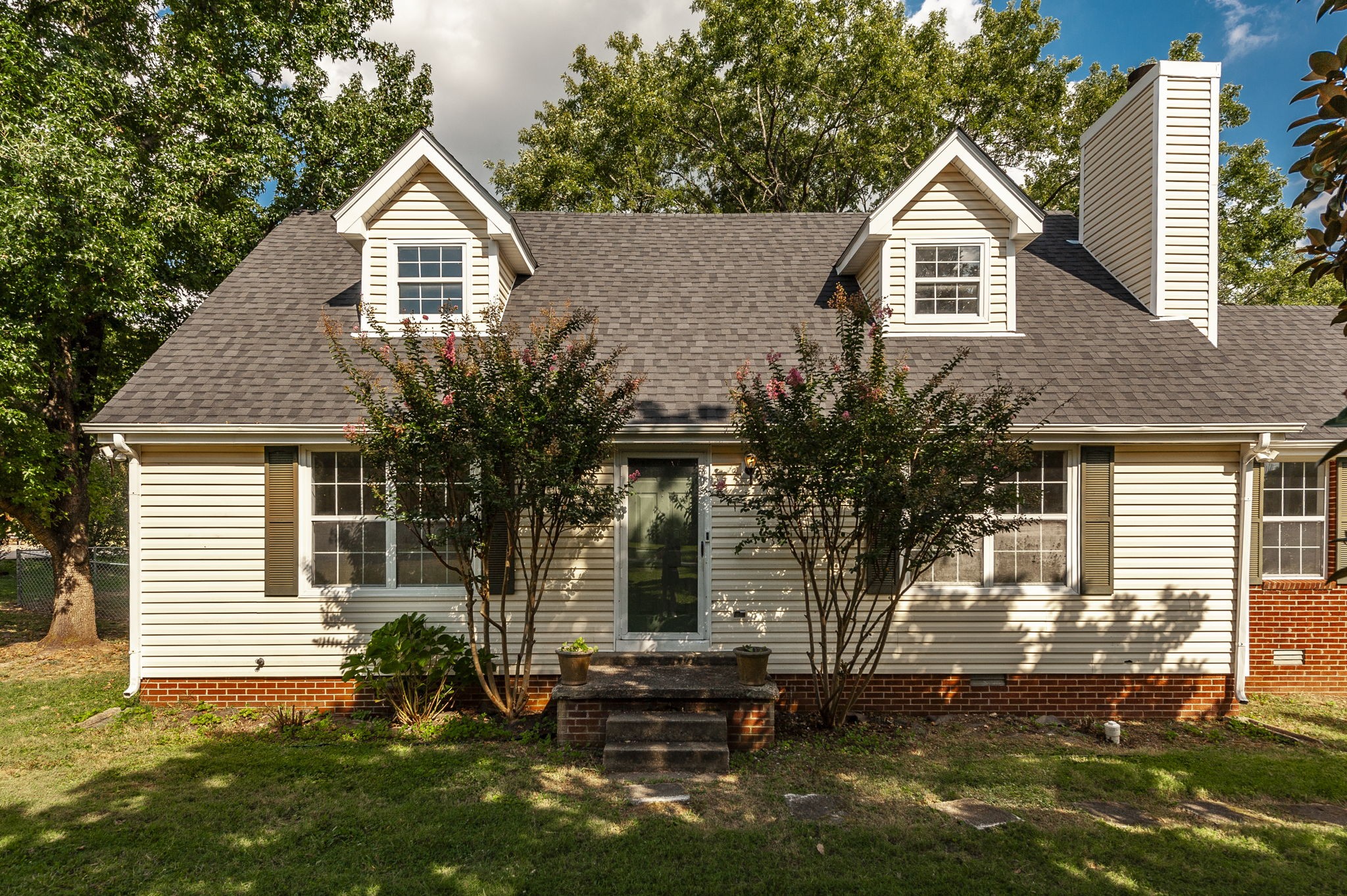 1241 Timberwood Dr — photo