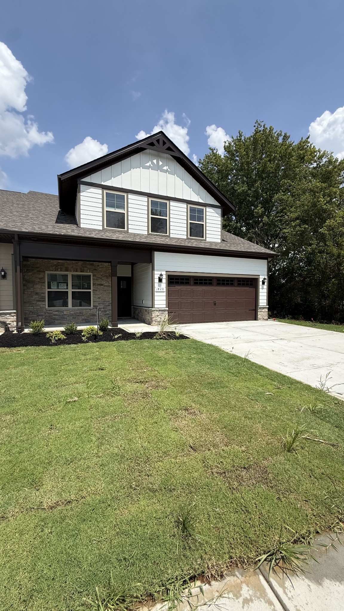 1420 Suzanne Drive — photo